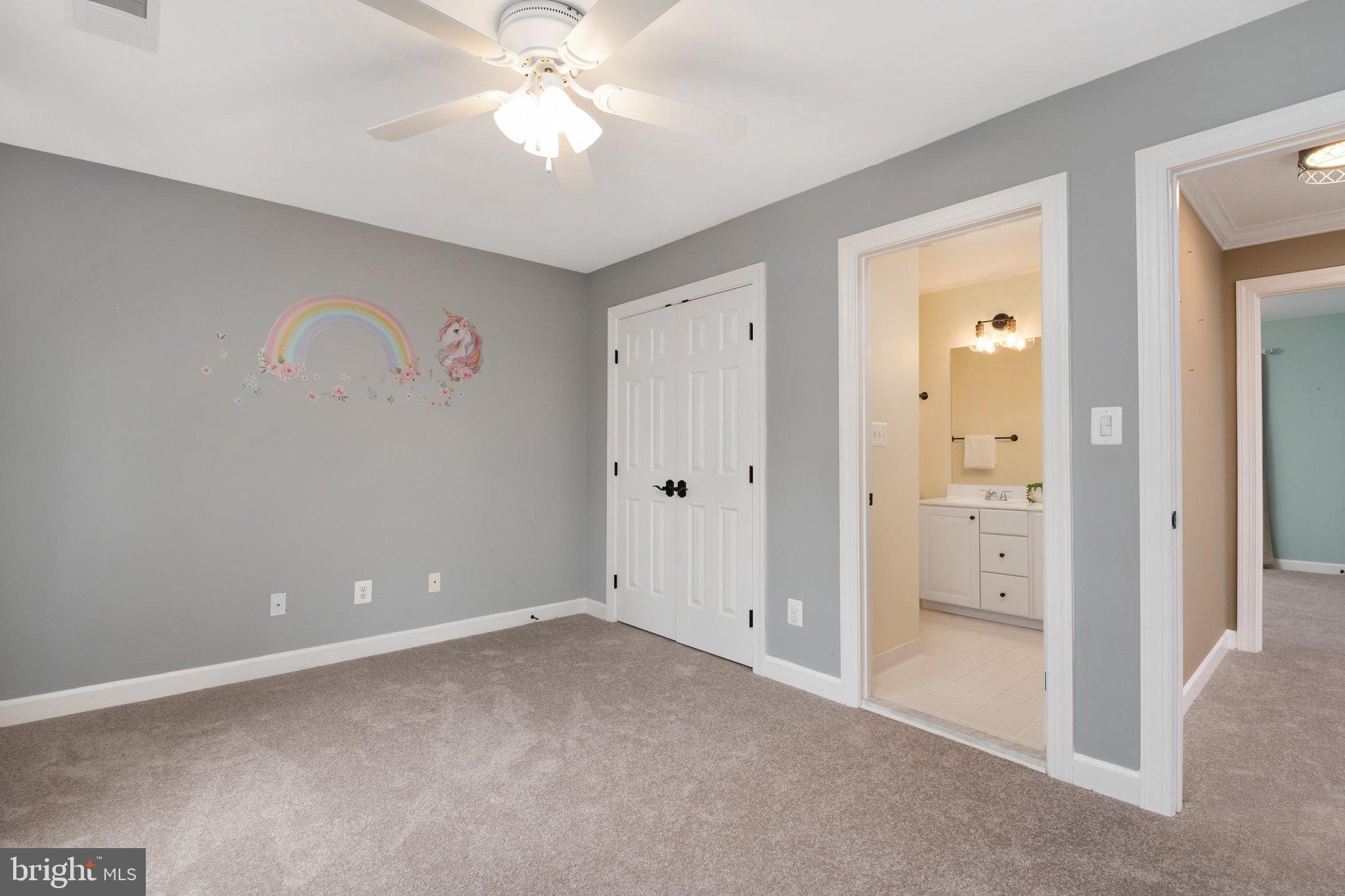 SOUTH RIVER COLONY - Residential