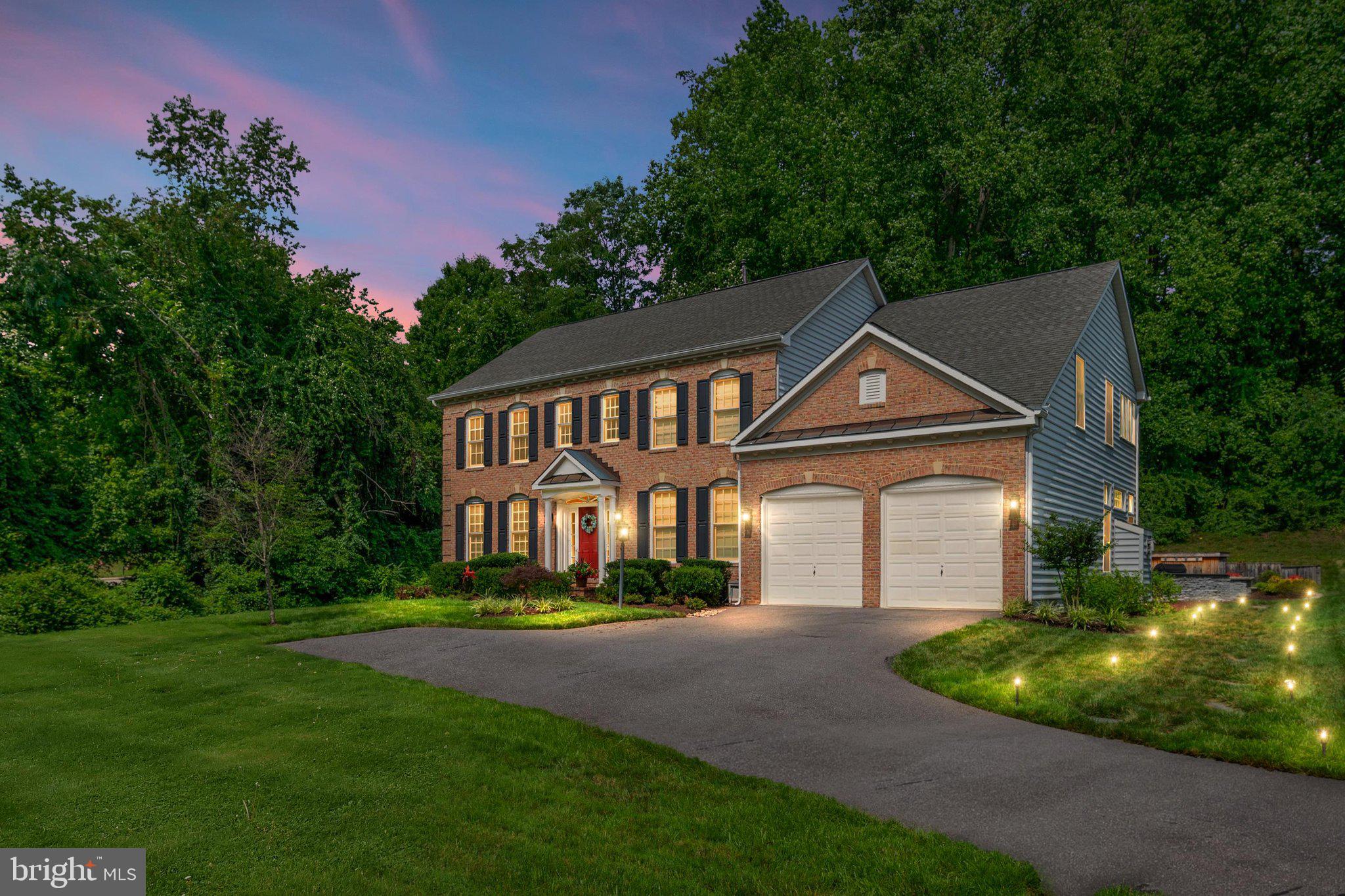 SOUTH RIVER COLONY - Residential