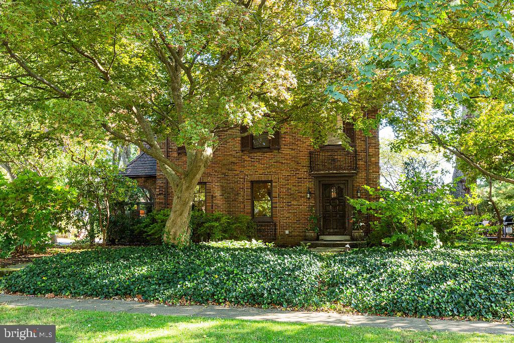 GRANDVIEW HEIGHTS - Residential