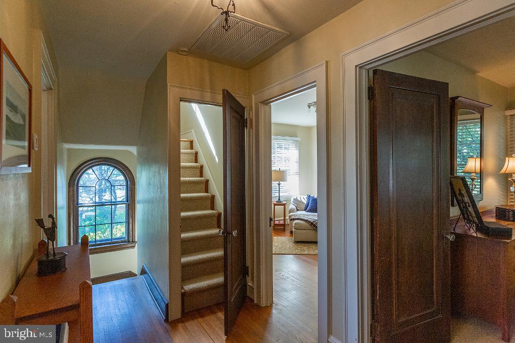 GRANDVIEW HEIGHTS - Residential