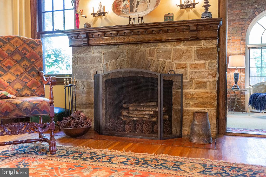 GRANDVIEW HEIGHTS - Residential
