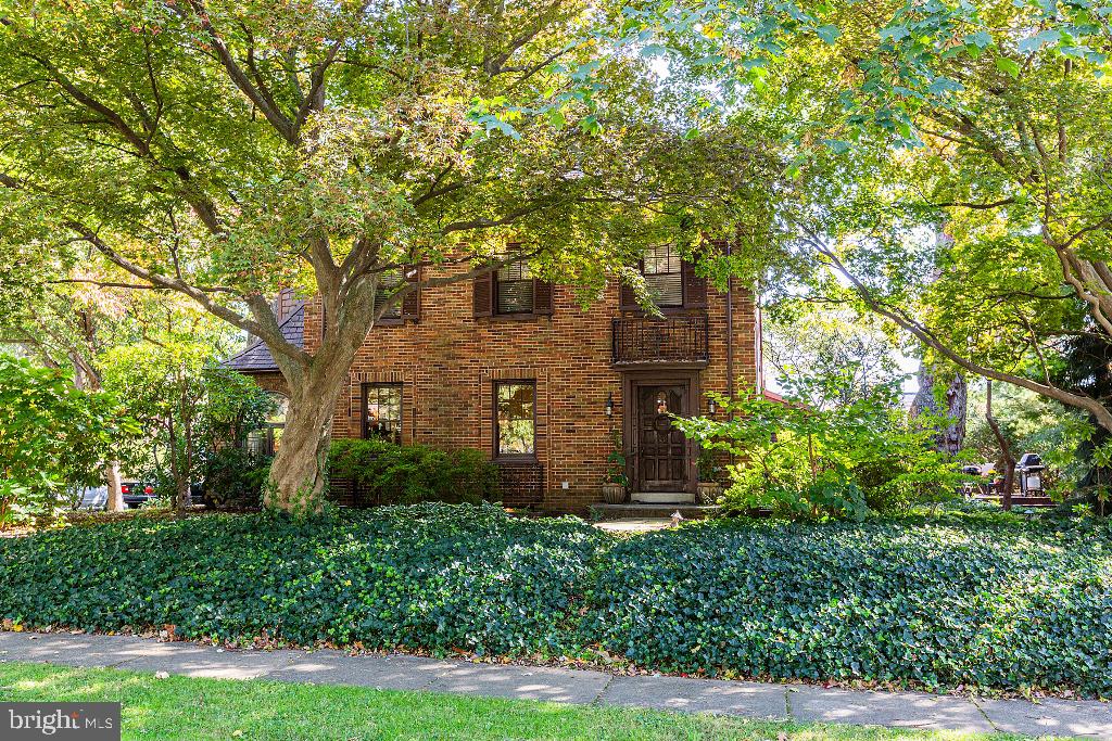 GRANDVIEW HEIGHTS - Residential