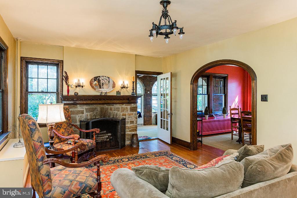 GRANDVIEW HEIGHTS - Residential