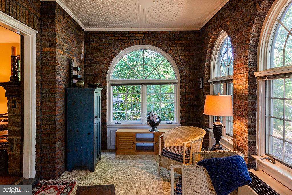 GRANDVIEW HEIGHTS - Residential
