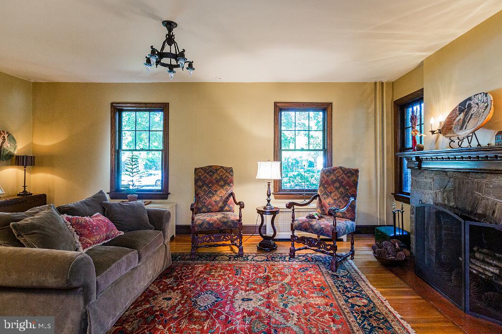 GRANDVIEW HEIGHTS - Residential