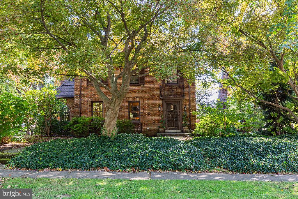 GRANDVIEW HEIGHTS - Residential
