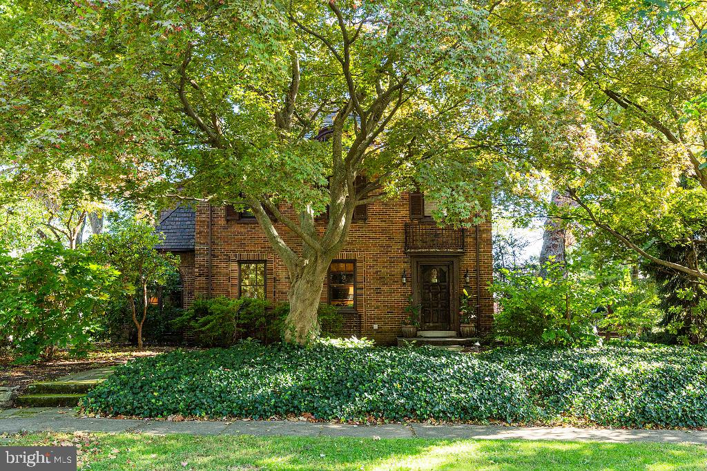 GRANDVIEW HEIGHTS - Residential
