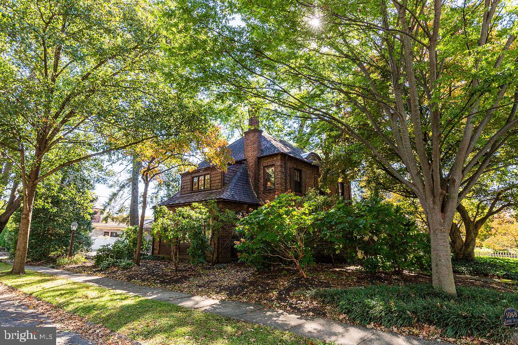 GRANDVIEW HEIGHTS - Residential