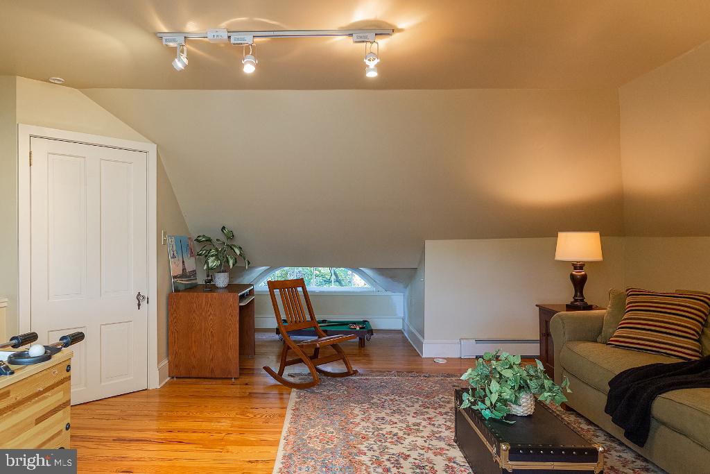GRANDVIEW HEIGHTS - Residential