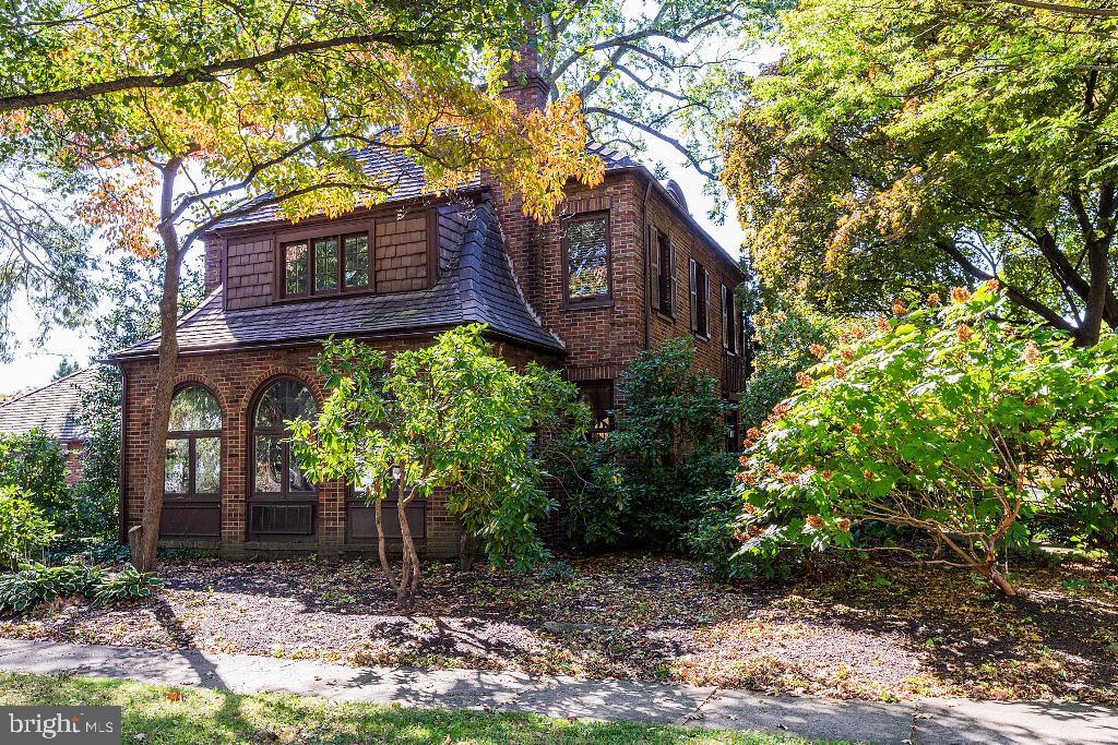 GRANDVIEW HEIGHTS - Residential