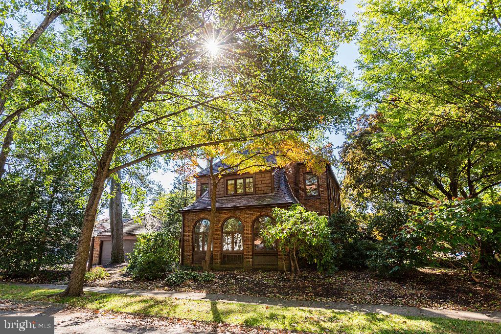 GRANDVIEW HEIGHTS - Residential