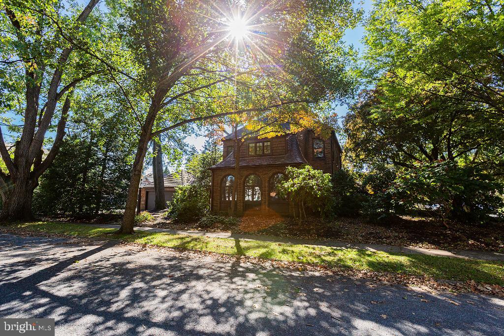 GRANDVIEW HEIGHTS - Residential