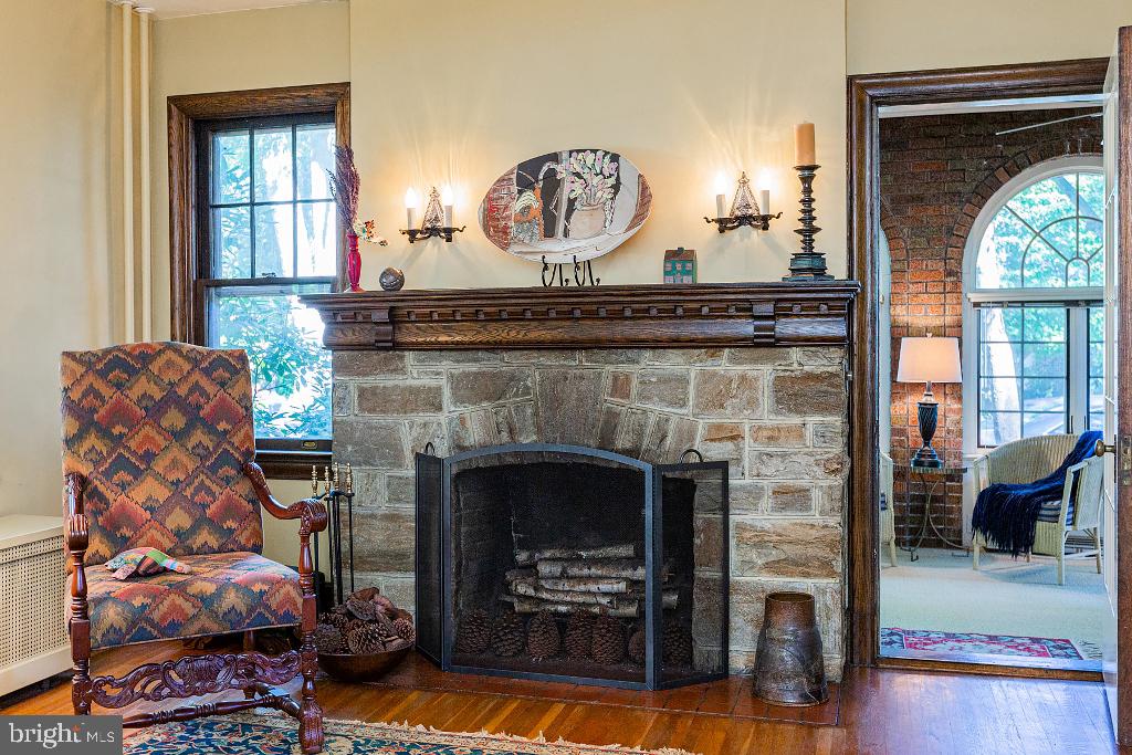 GRANDVIEW HEIGHTS - Residential