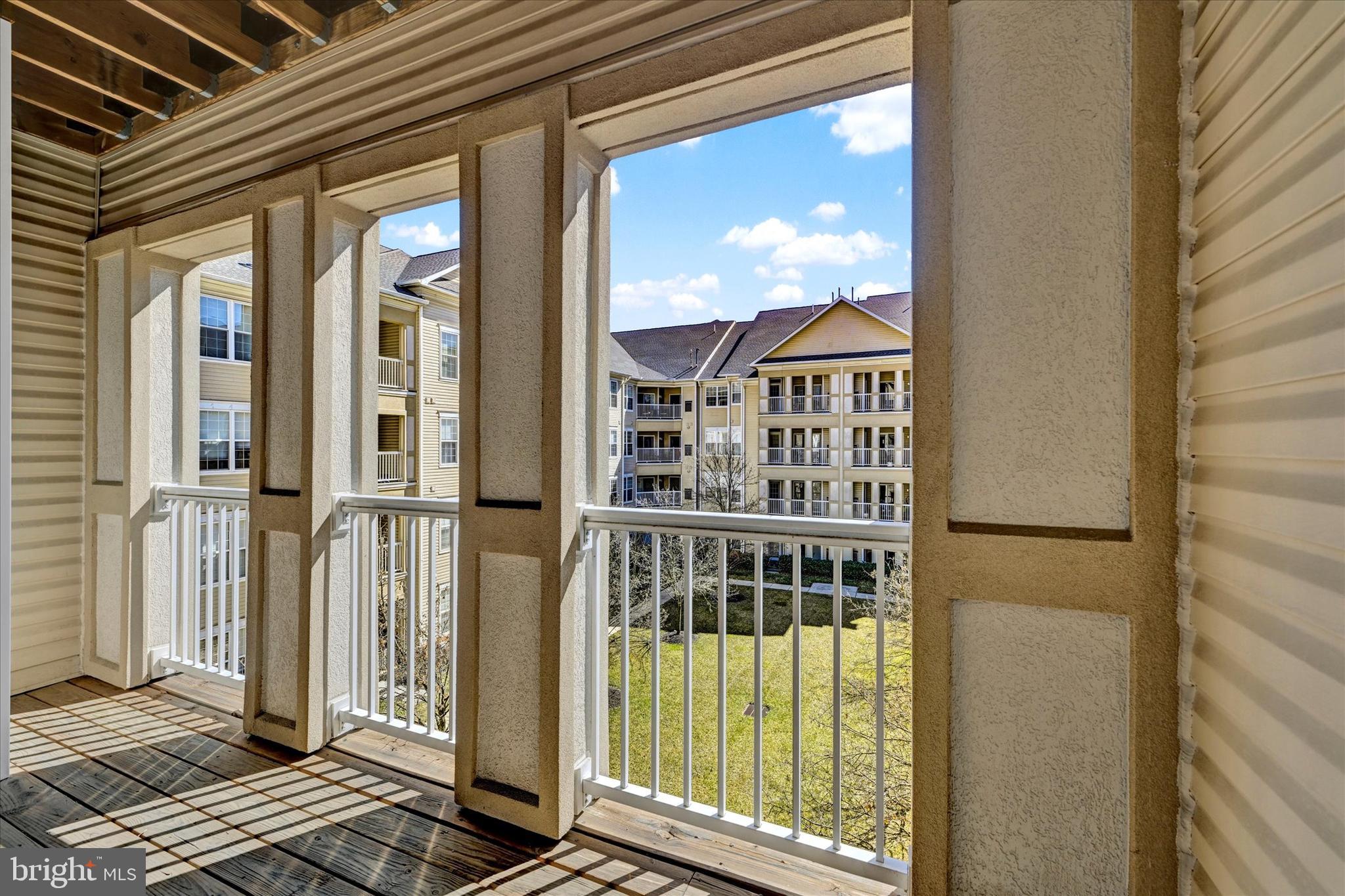 HIGH VIEW - Residential