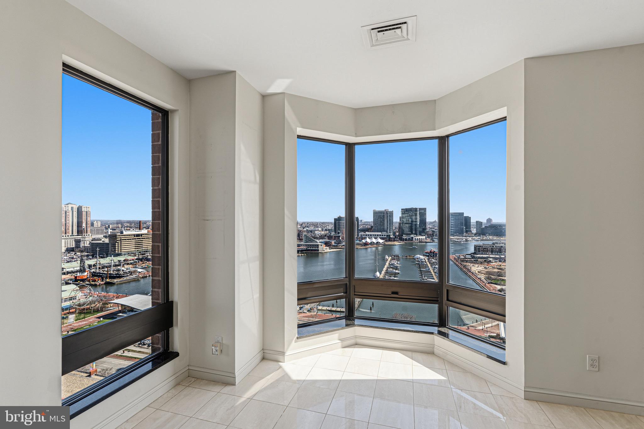 INNER HARBOR - Residential