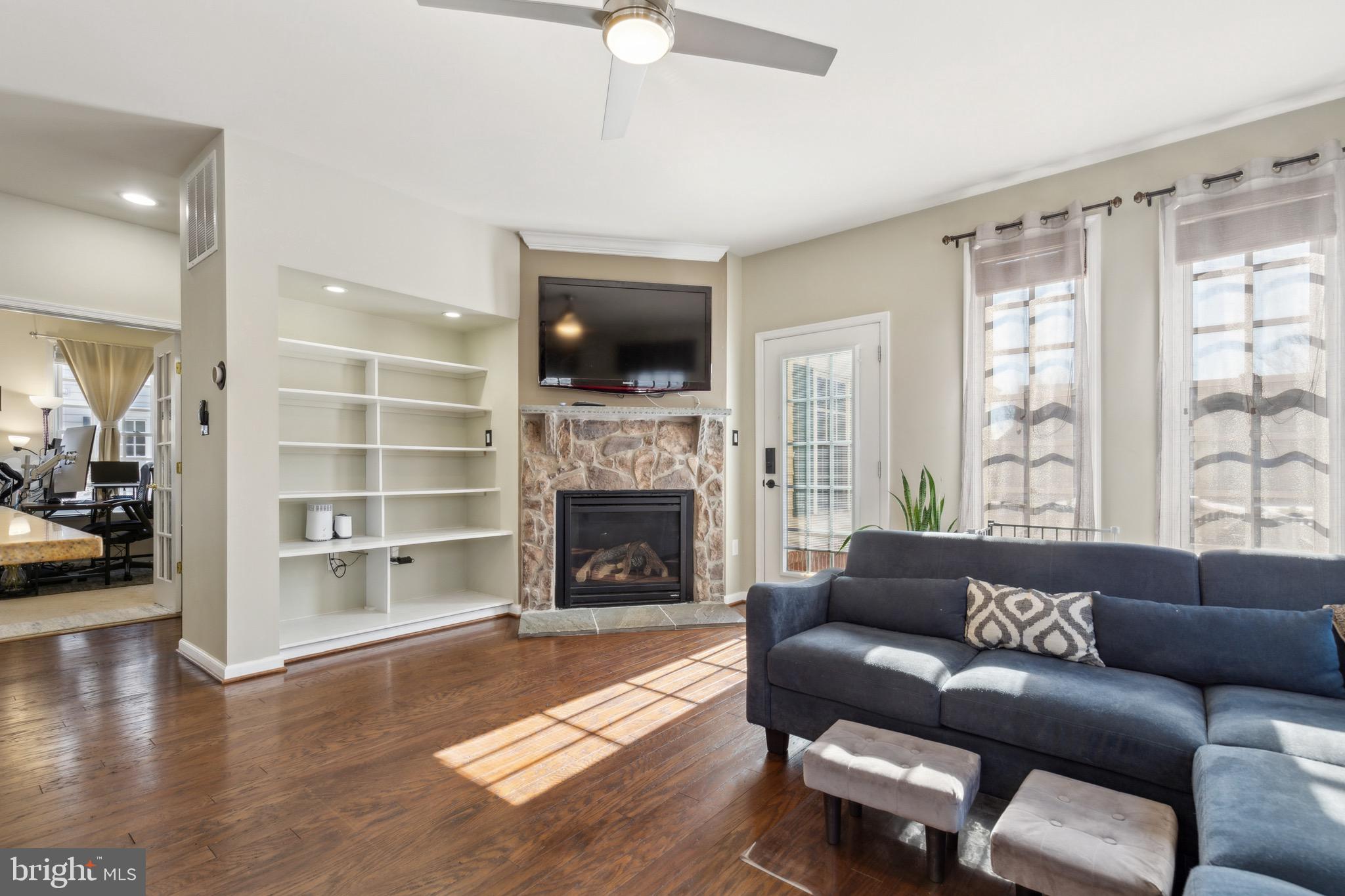 NEW BRISTOW VILLAGE - Residential
