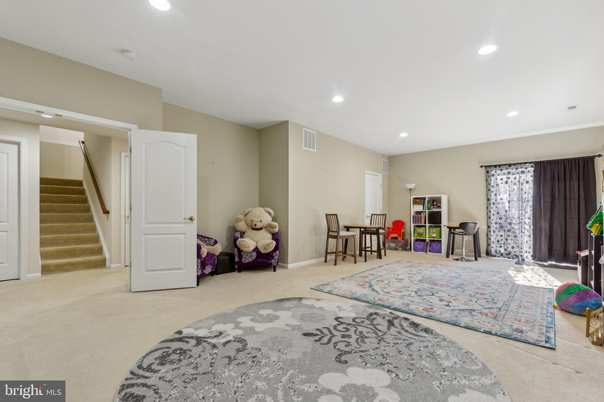 NEW BRISTOW VILLAGE - Residential