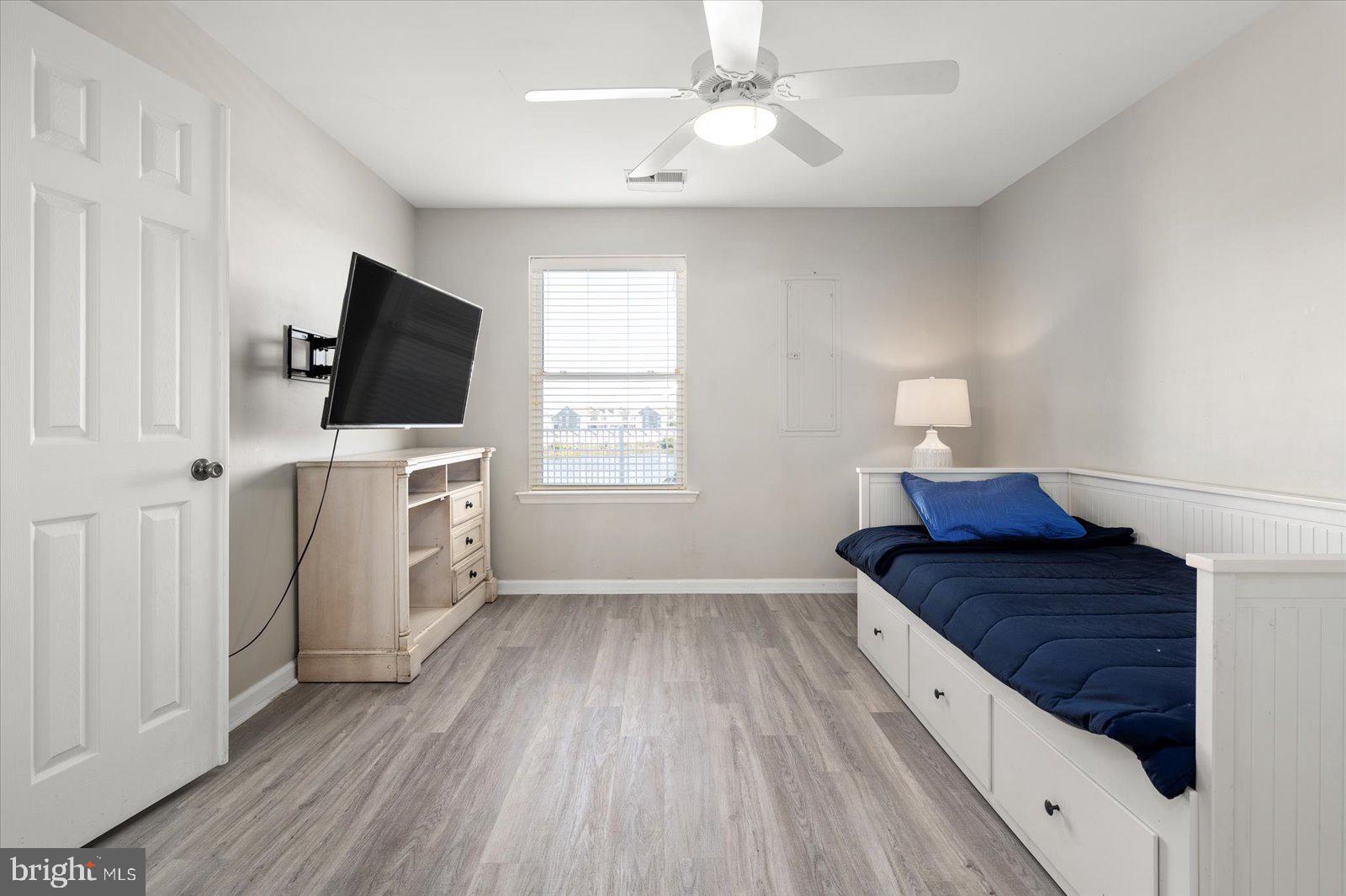 BETHANY BAY - Residential