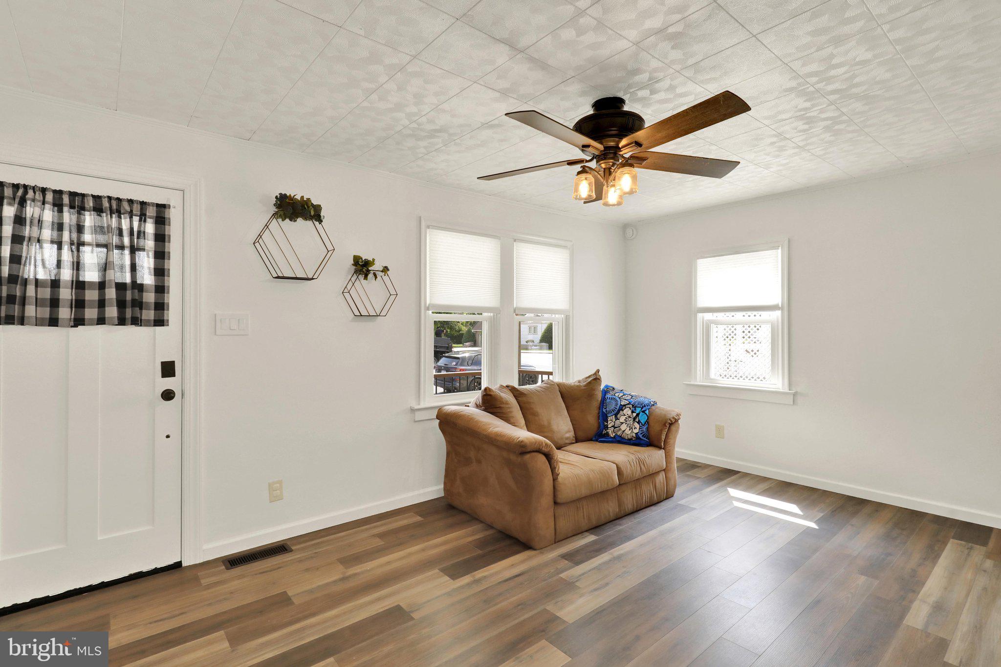 PALMYRA BOROUGH - Residential
