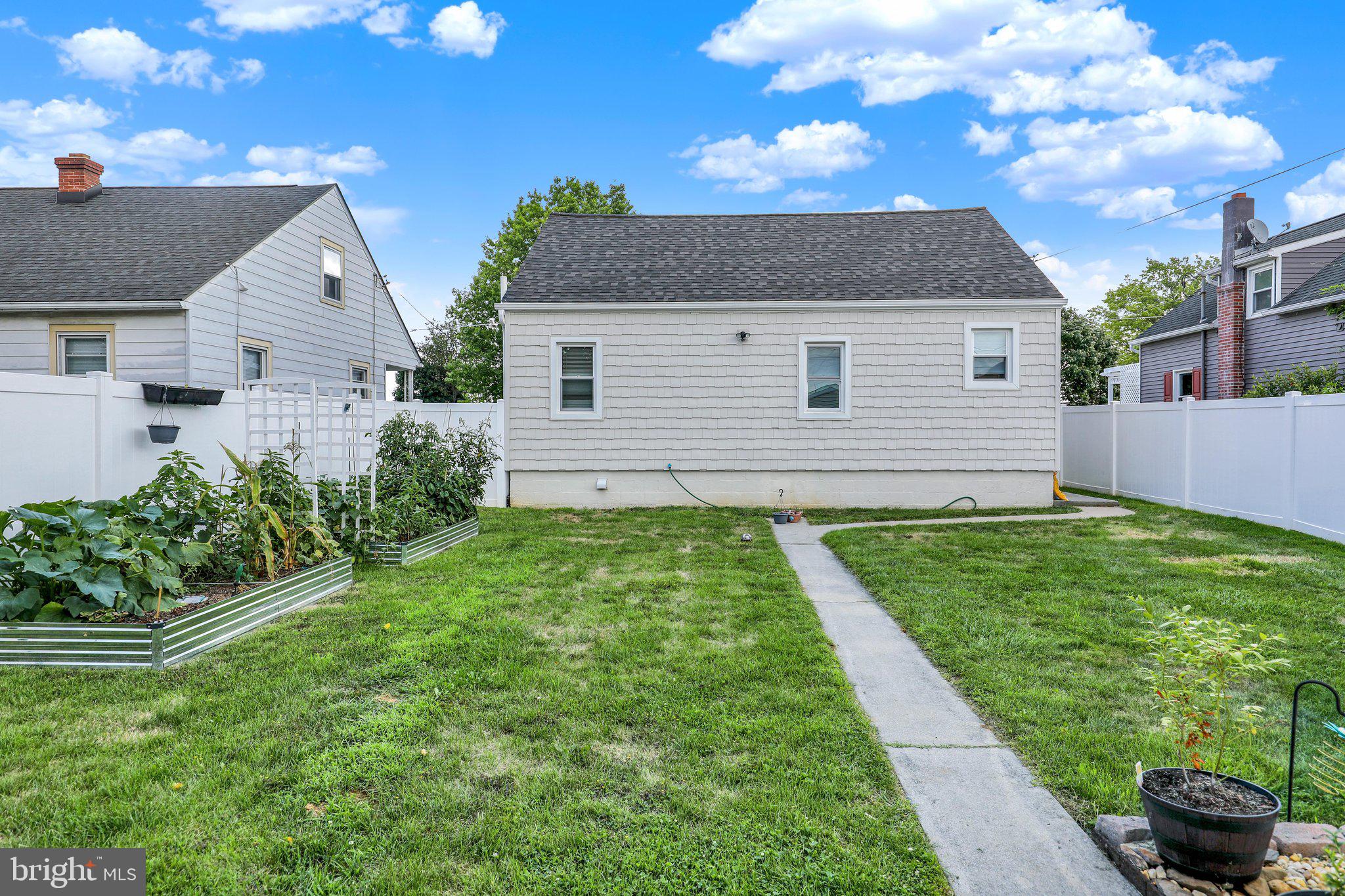 PALMYRA BOROUGH - Residential
