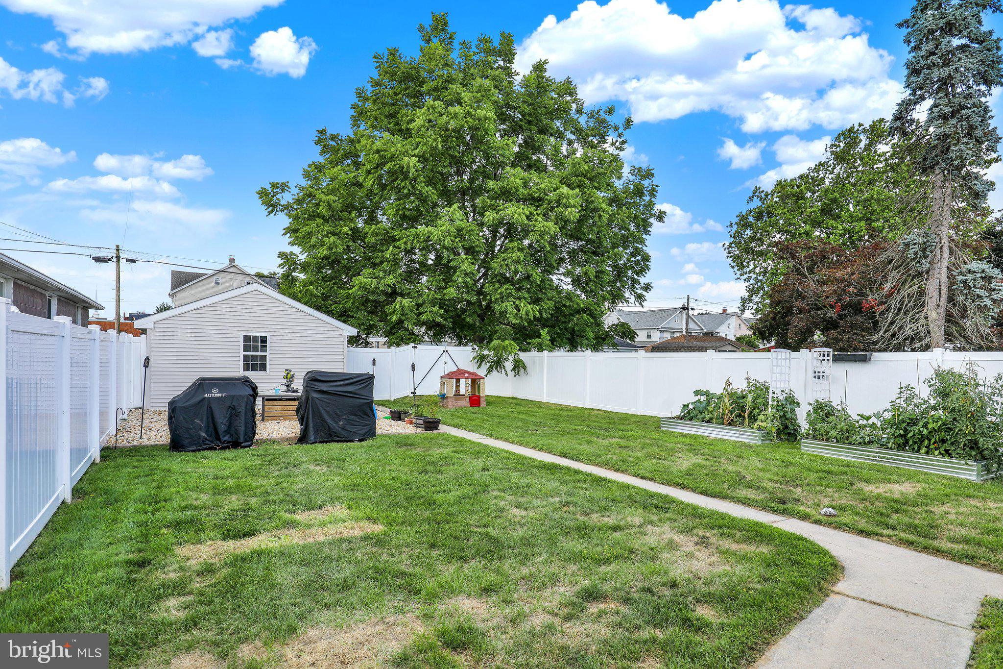 PALMYRA BOROUGH - Residential