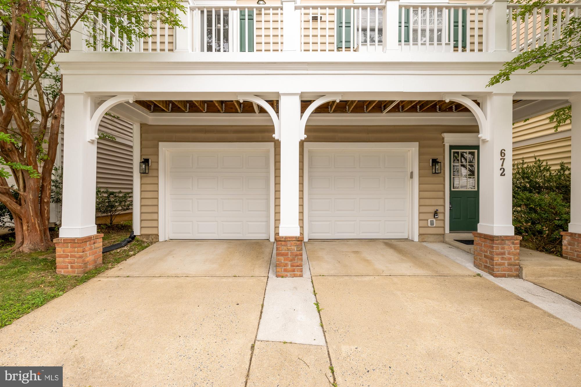 LAKELANDS - Residential