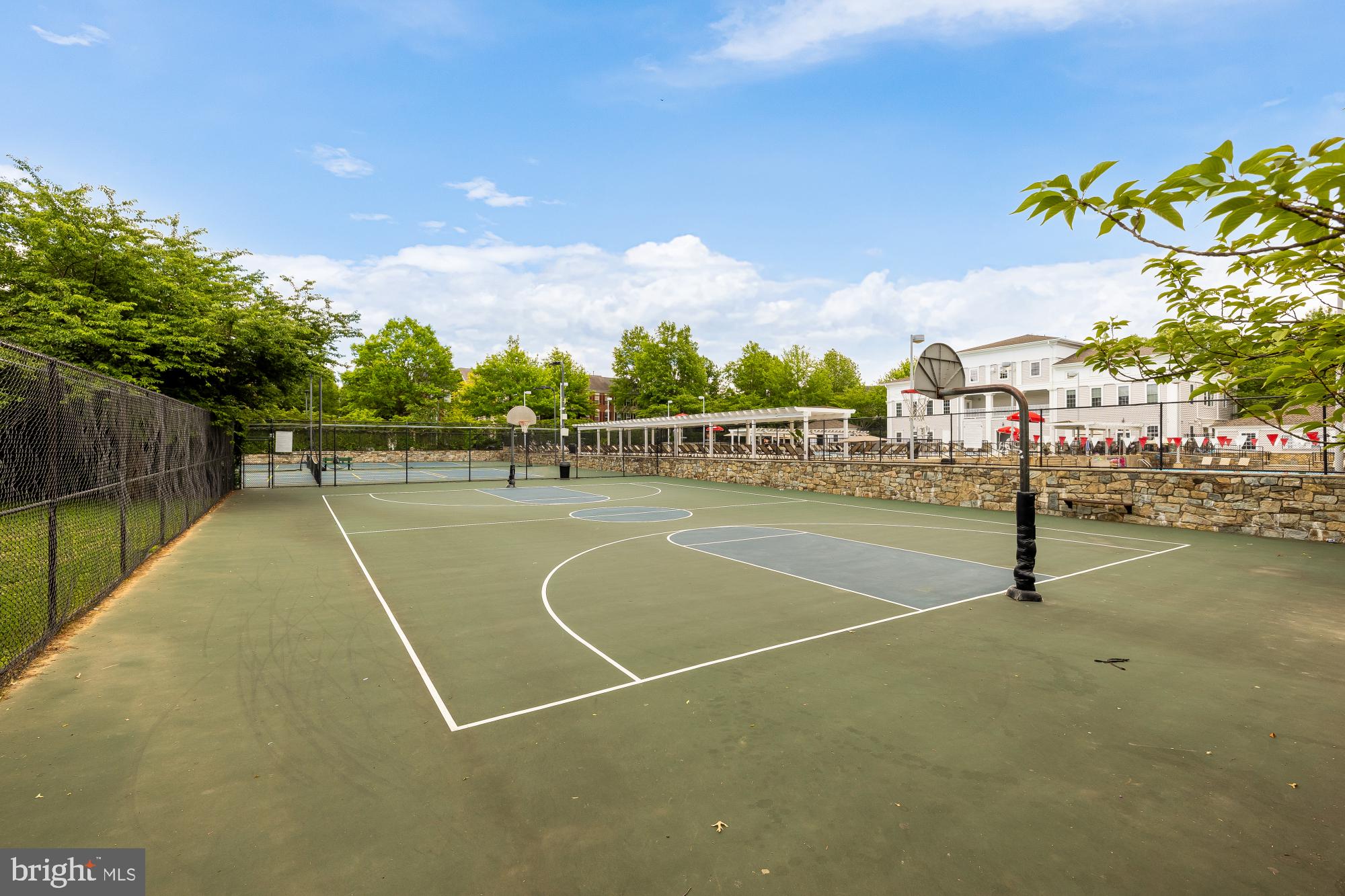 LAKELANDS - Residential
