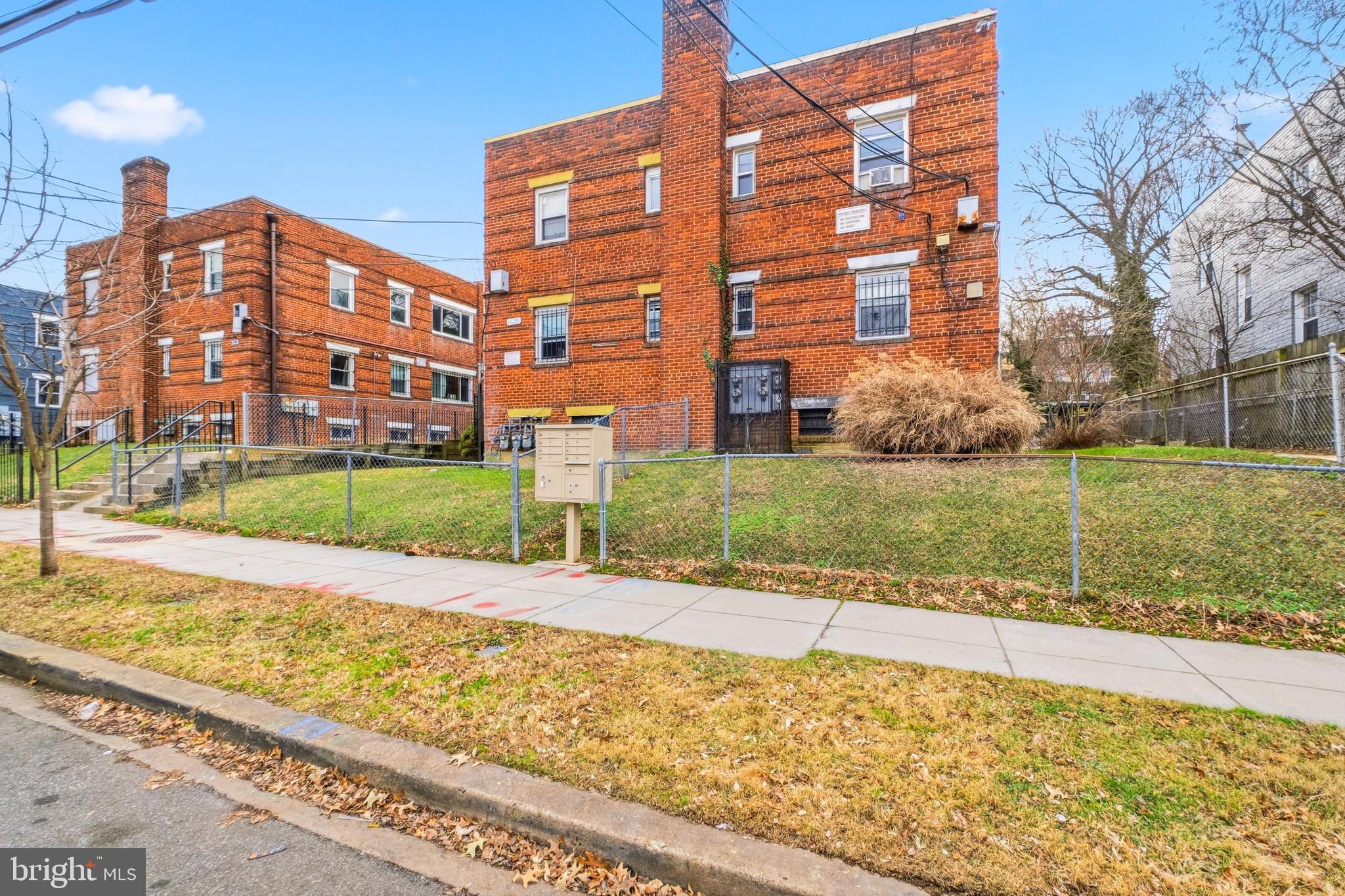 FORT DUPONT PARK - Residential Income