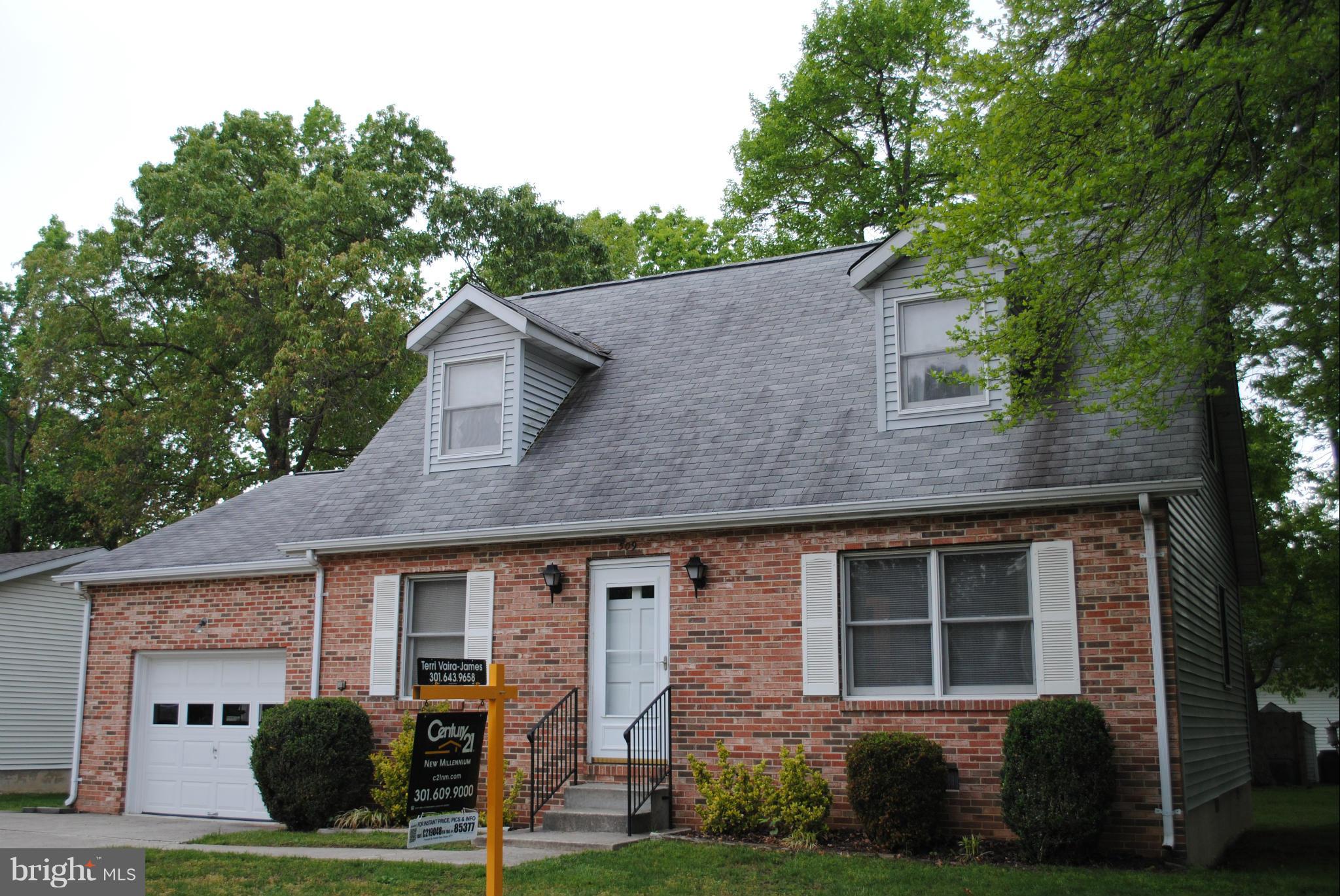 MOTIVATED SELLER!CHARMING CAPE COD W/CONVENIENT TOWN LOCATION.UPSTAIRS RARELY USED GREAT CONDITION!REAR MAINTENANCE FREE DECK BRAND NEW!ONE  CAR GARAGE W/OPENER, HUGE LAUNDRY RM - LOTS OF CABINETRY IN KITCHEN W/SPACE FOR CENTER ISLAND OR TABLE - FORMAL DR OR USE AS A PLAYROOM/OFFICE 1ST FLOOR BR W/FULL BATH-CHECK THIS ONE OUT-GREAT FAMILY HOME!!1 YEAR WARRANTY-SELLER WILL CONSIDER CARPET ALLOWANCE