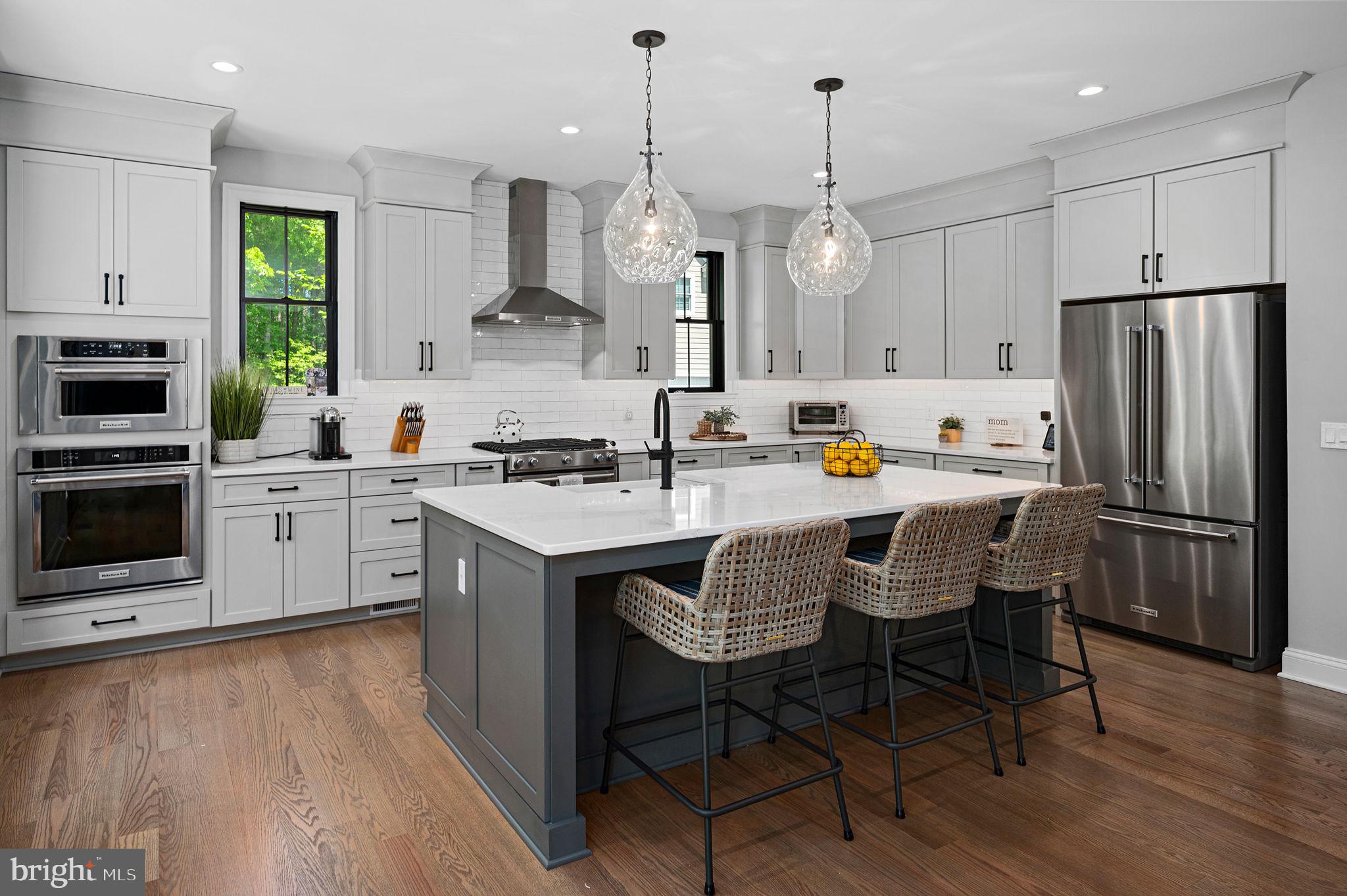 WATER EDGE ESTATES - Residential