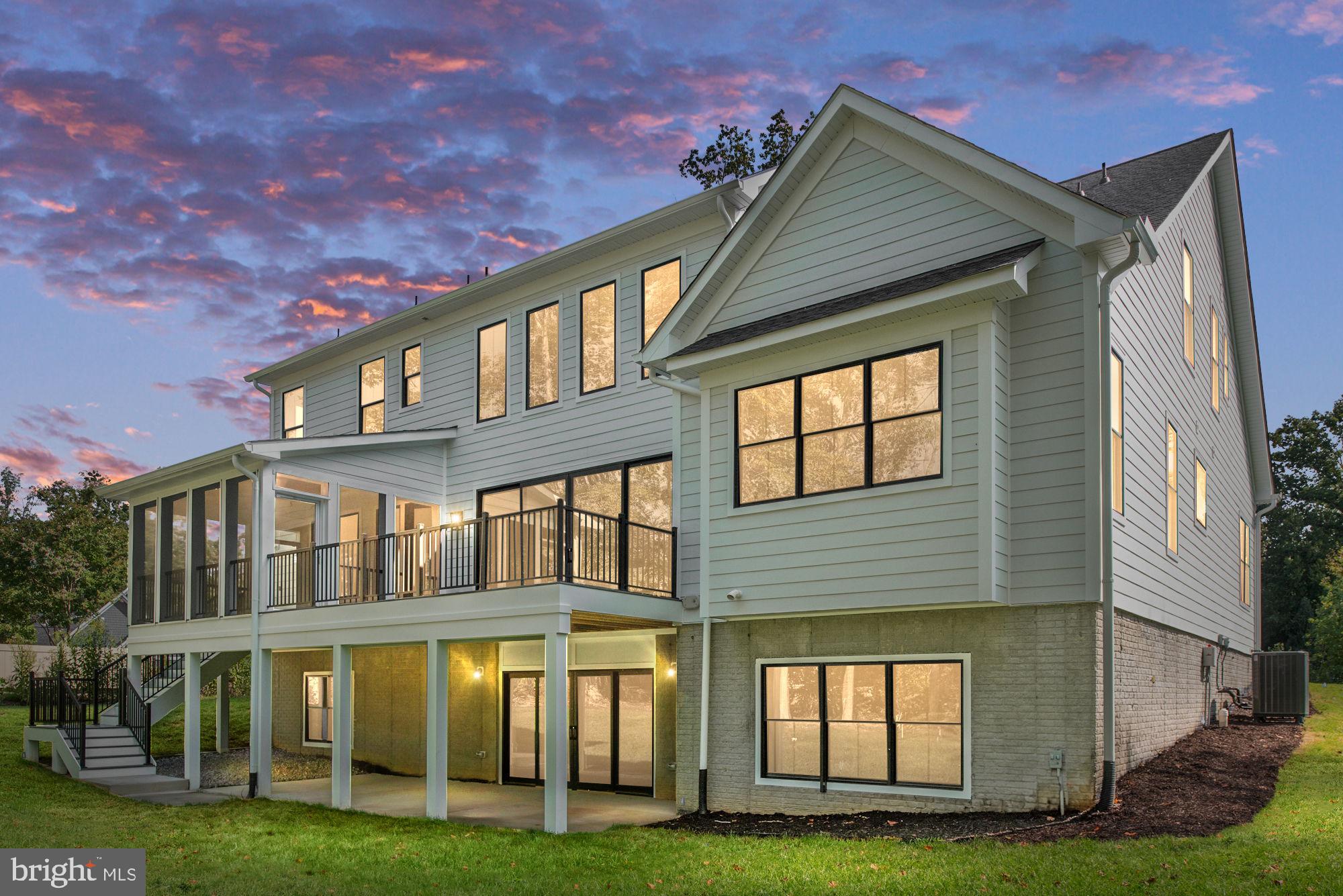 WATER EDGE ESTATES - Residential