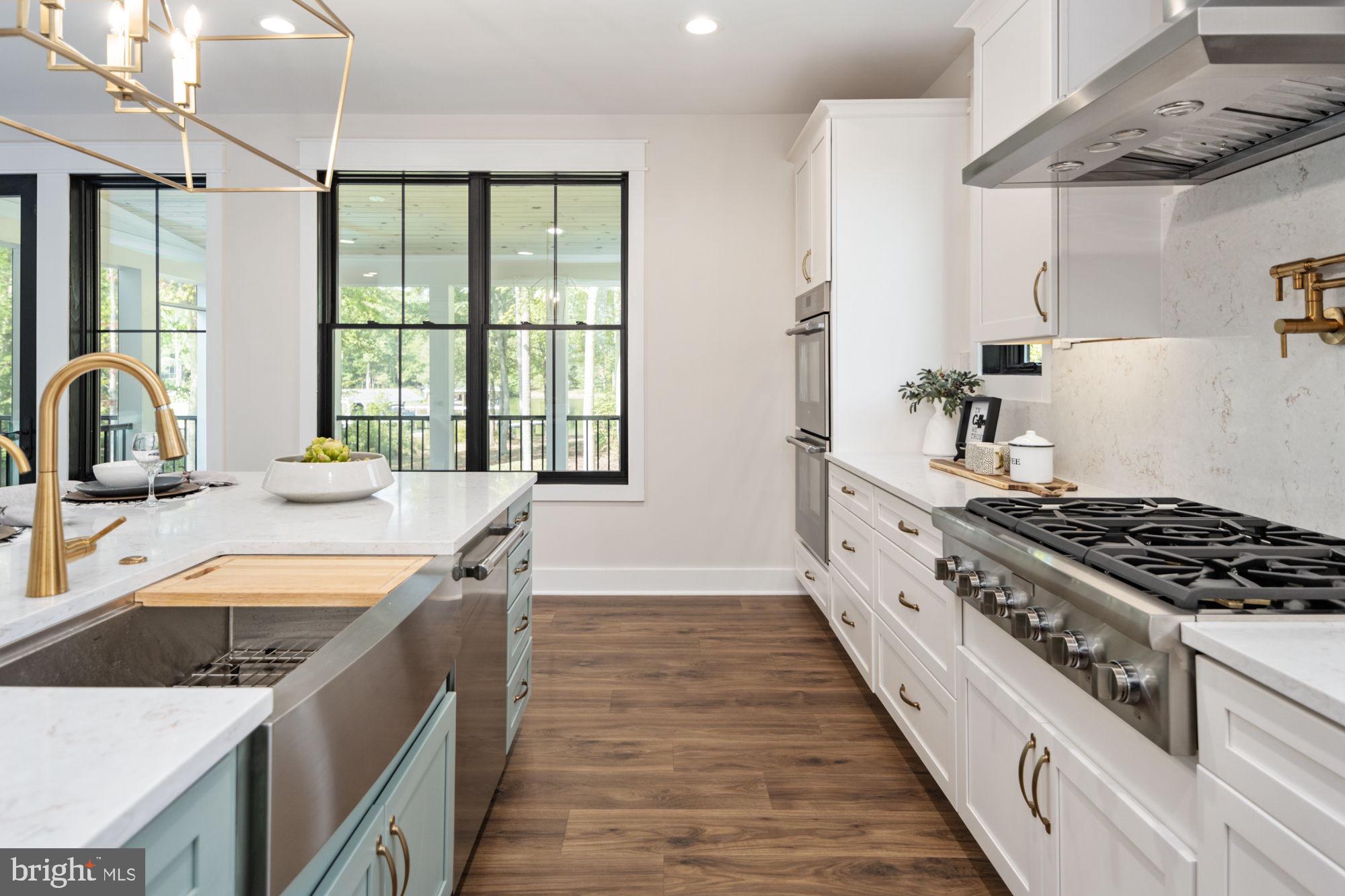 WATER EDGE ESTATES - Residential