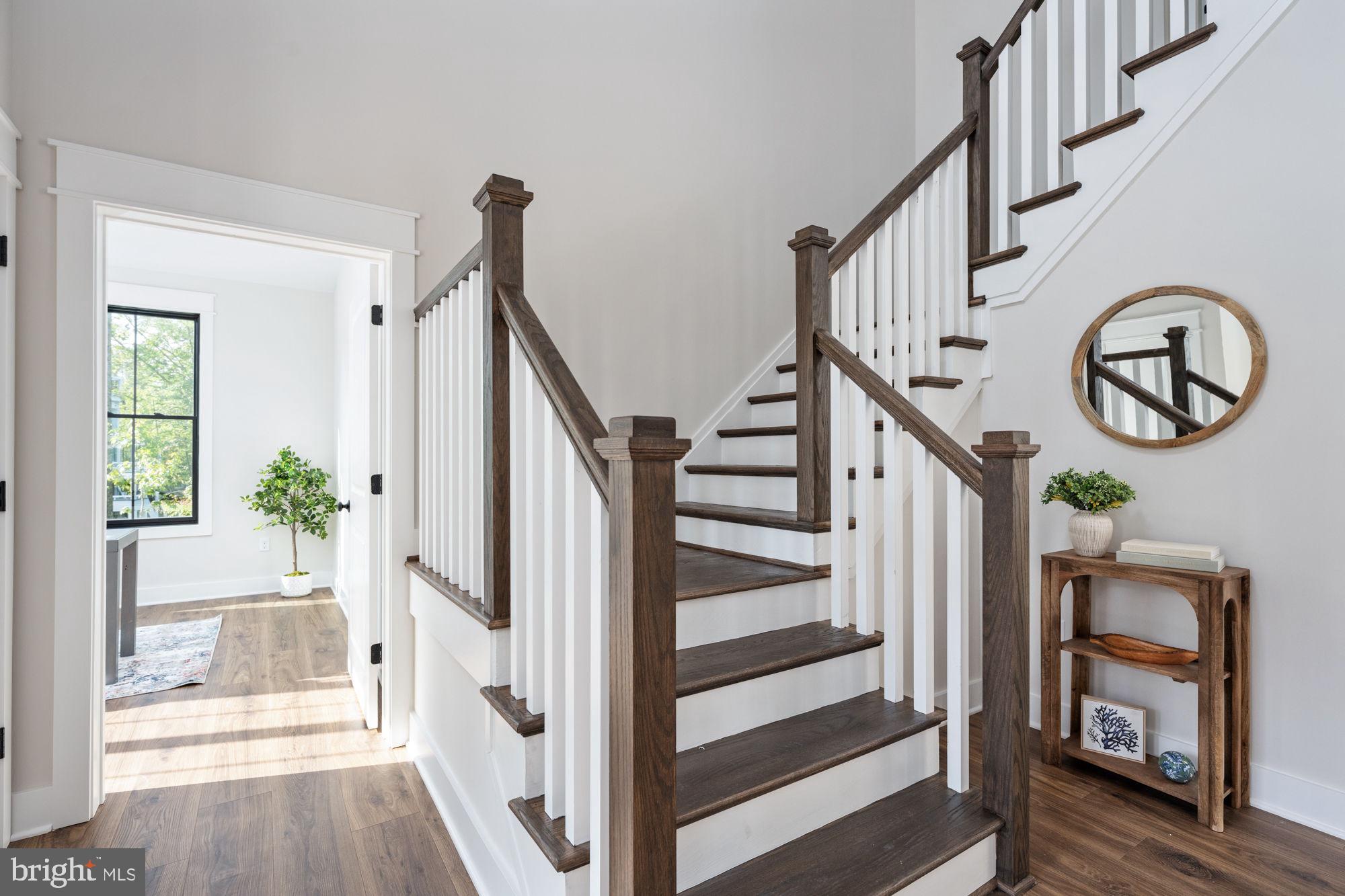 WATER EDGE ESTATES - Residential