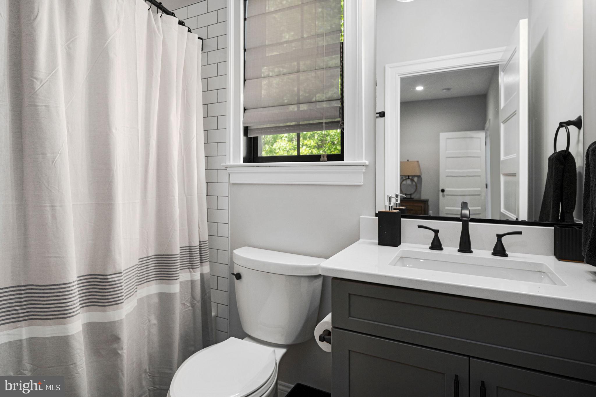 WATER EDGE ESTATES - Residential