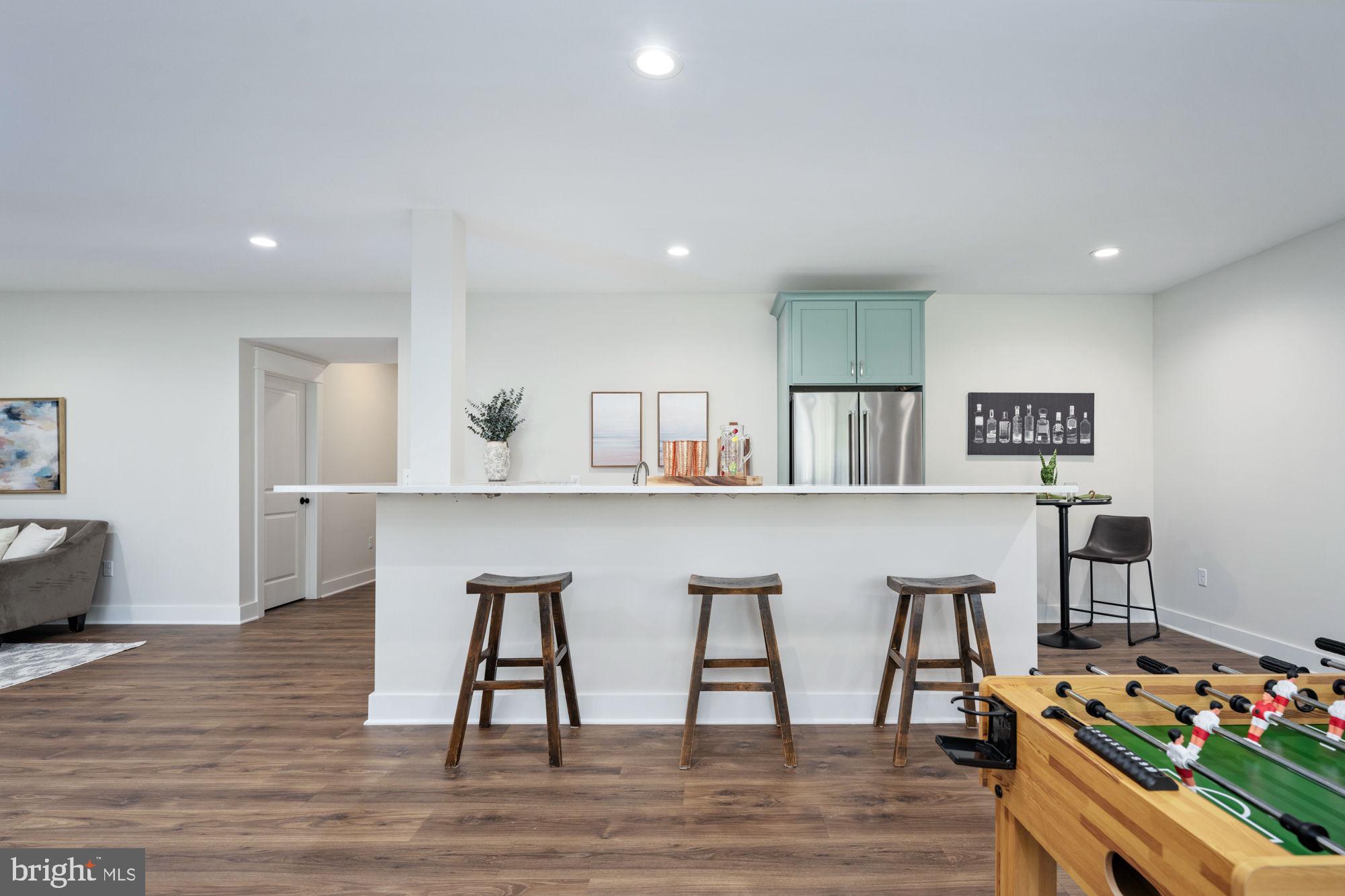 WATER EDGE ESTATES - Residential