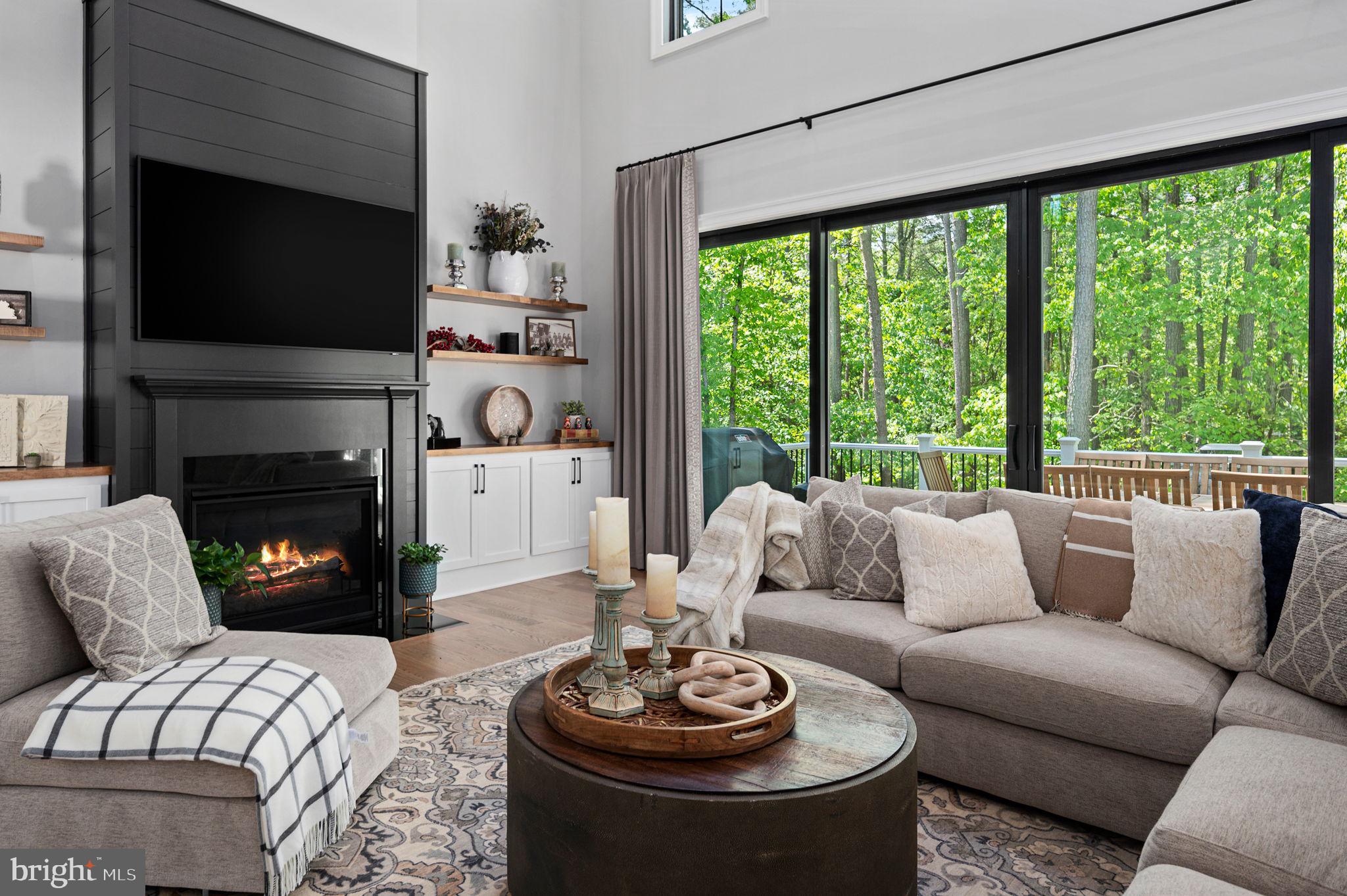 WATER EDGE ESTATES - Residential