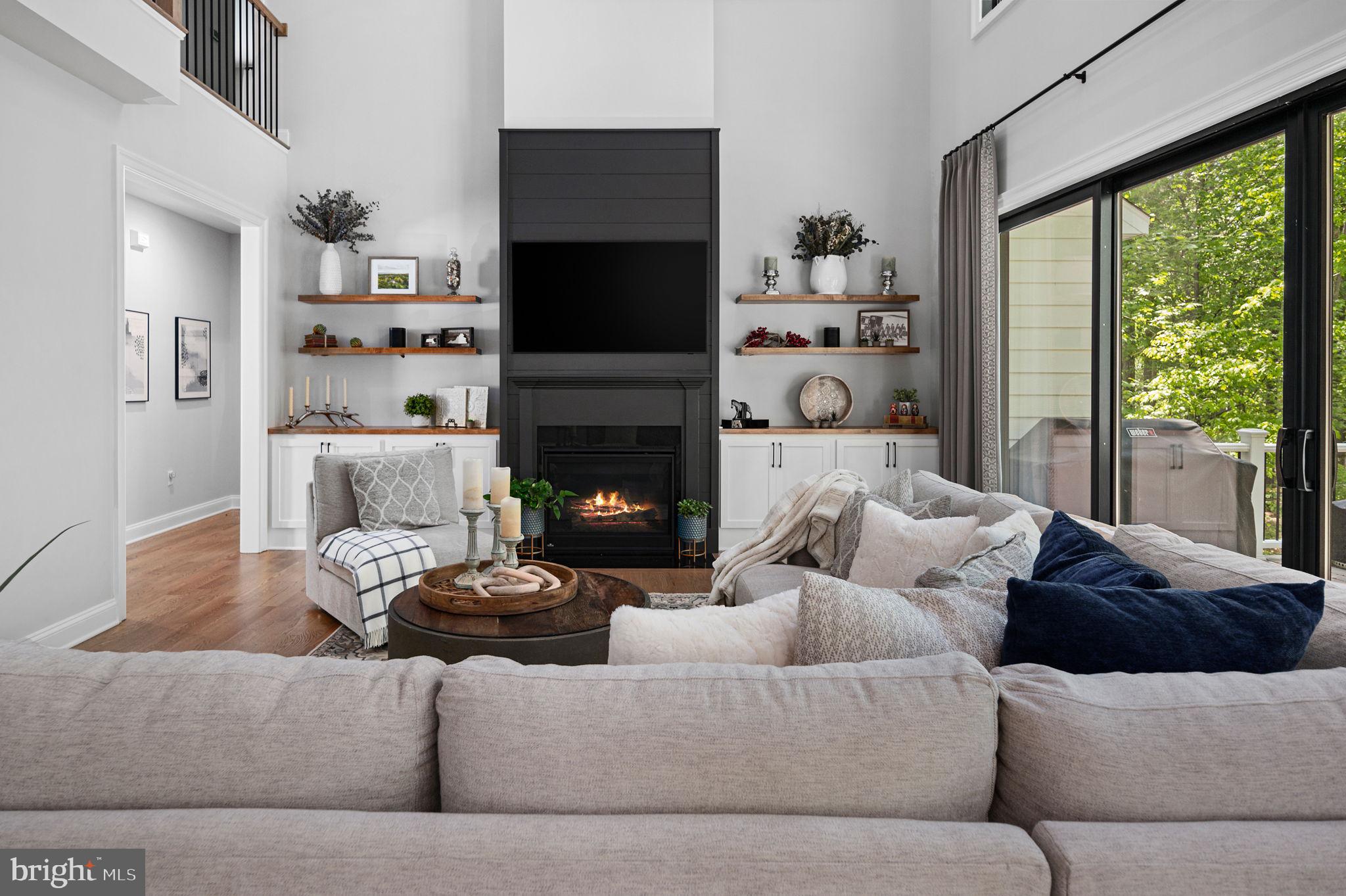 WATER EDGE ESTATES - Residential