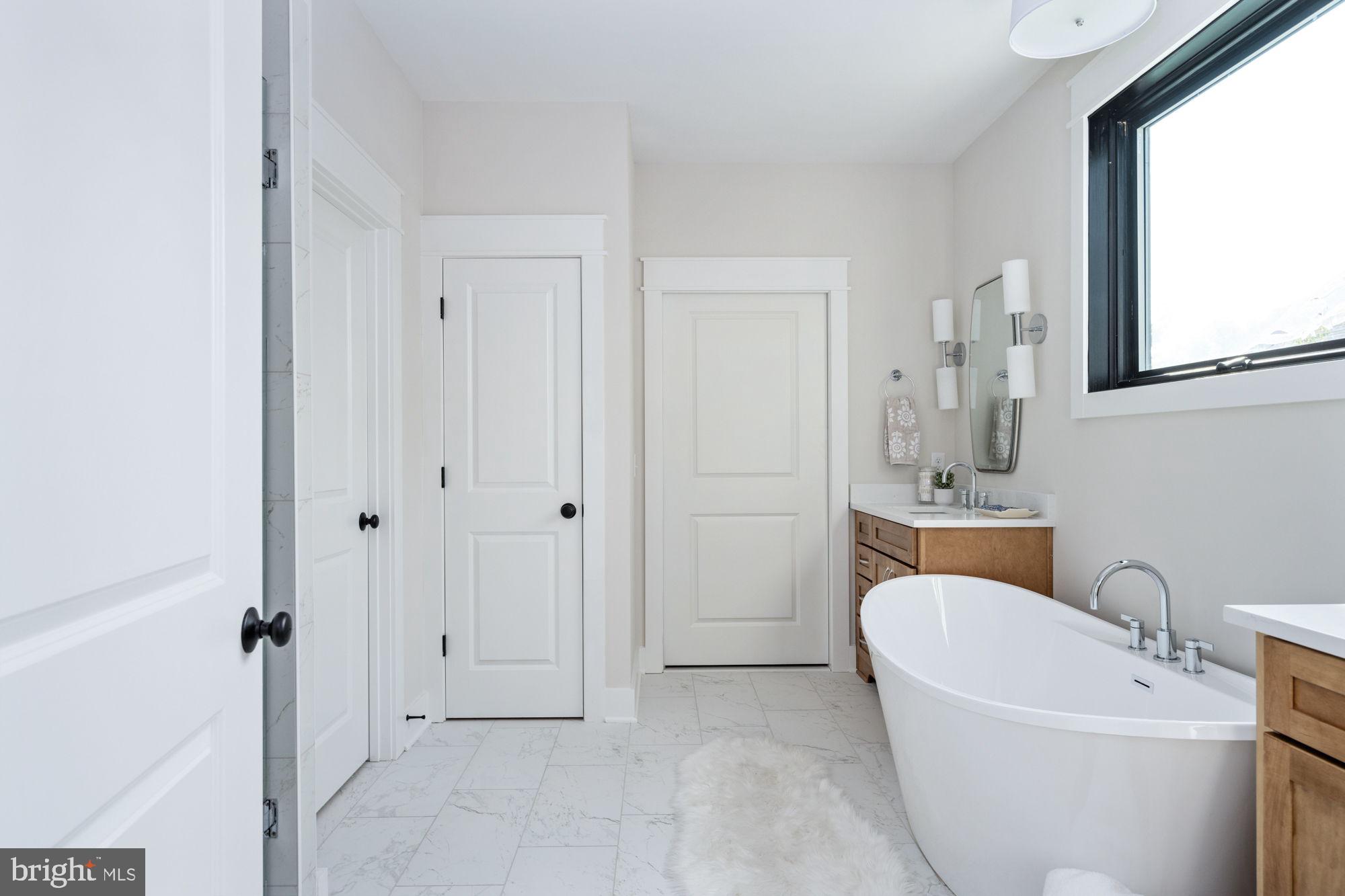 WATER EDGE ESTATES - Residential