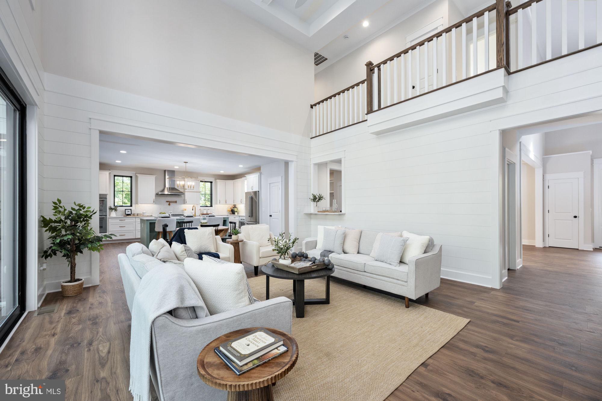 WATER EDGE ESTATES - Residential