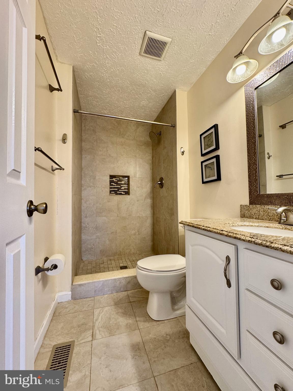 AMBERFIELD - Residential Lease