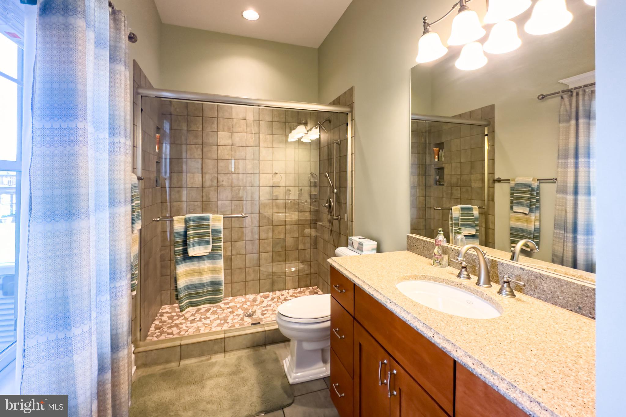 BOWLEYS QUARTERS - Residential