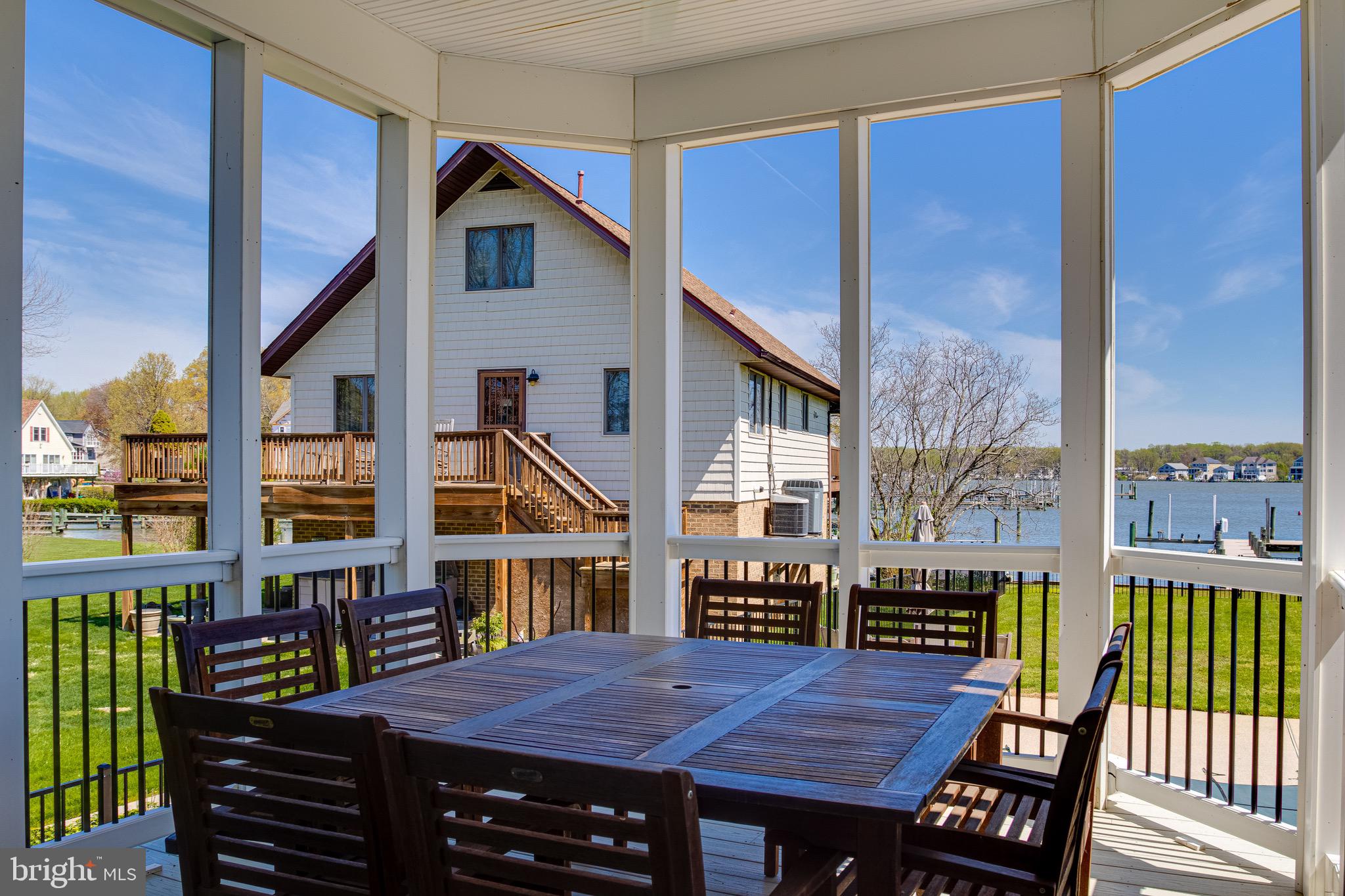 BOWLEYS QUARTERS - Residential