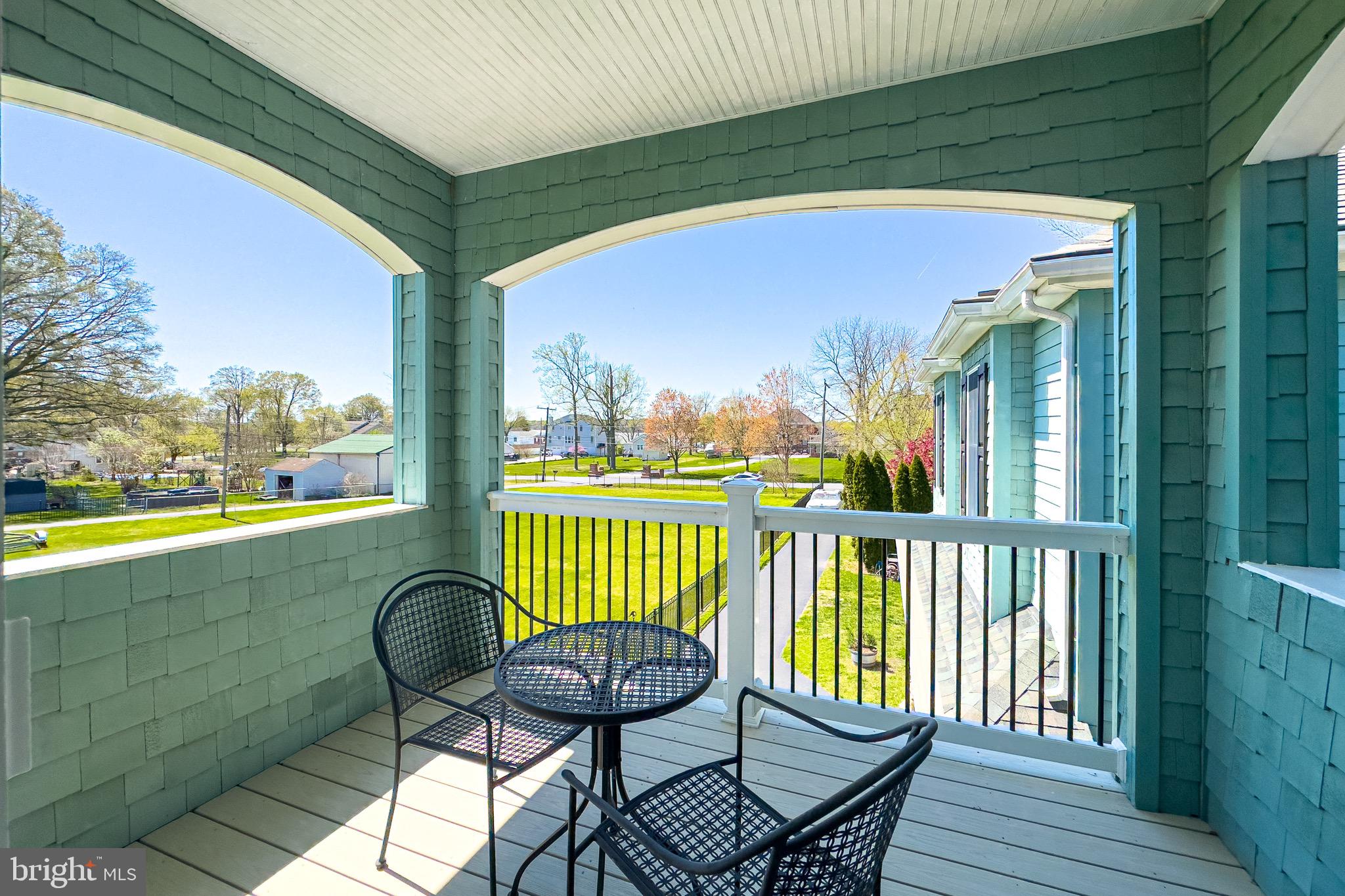 BOWLEYS QUARTERS - Residential