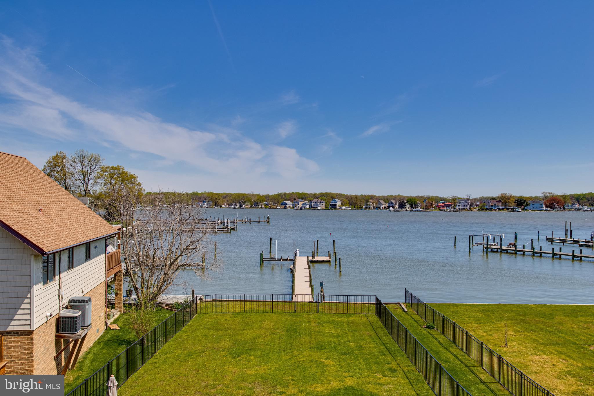 BOWLEYS QUARTERS - Residential