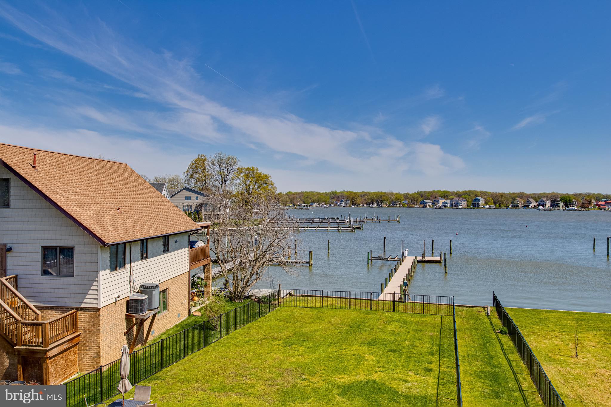 BOWLEYS QUARTERS - Residential