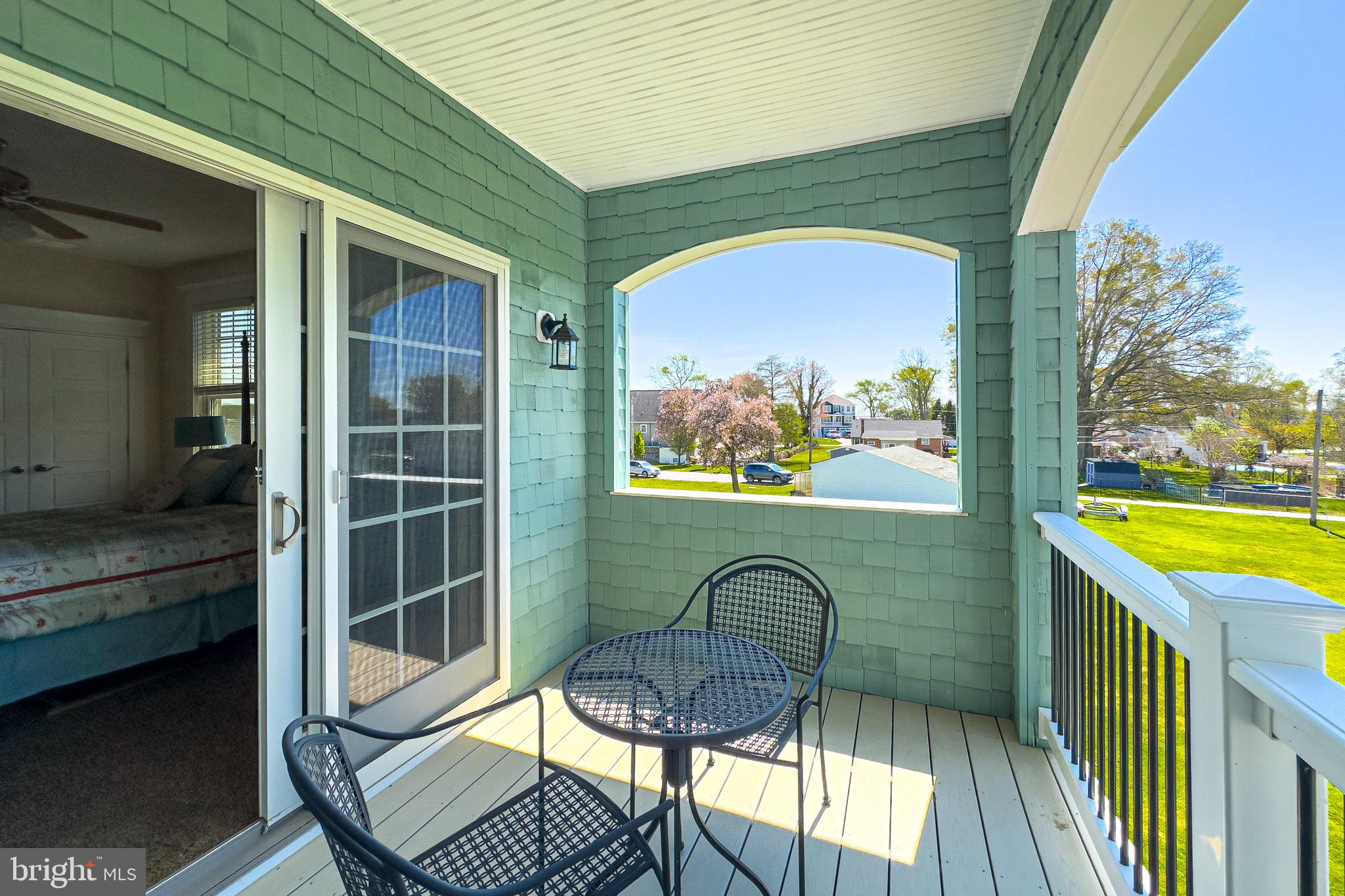 BOWLEYS QUARTERS - Residential