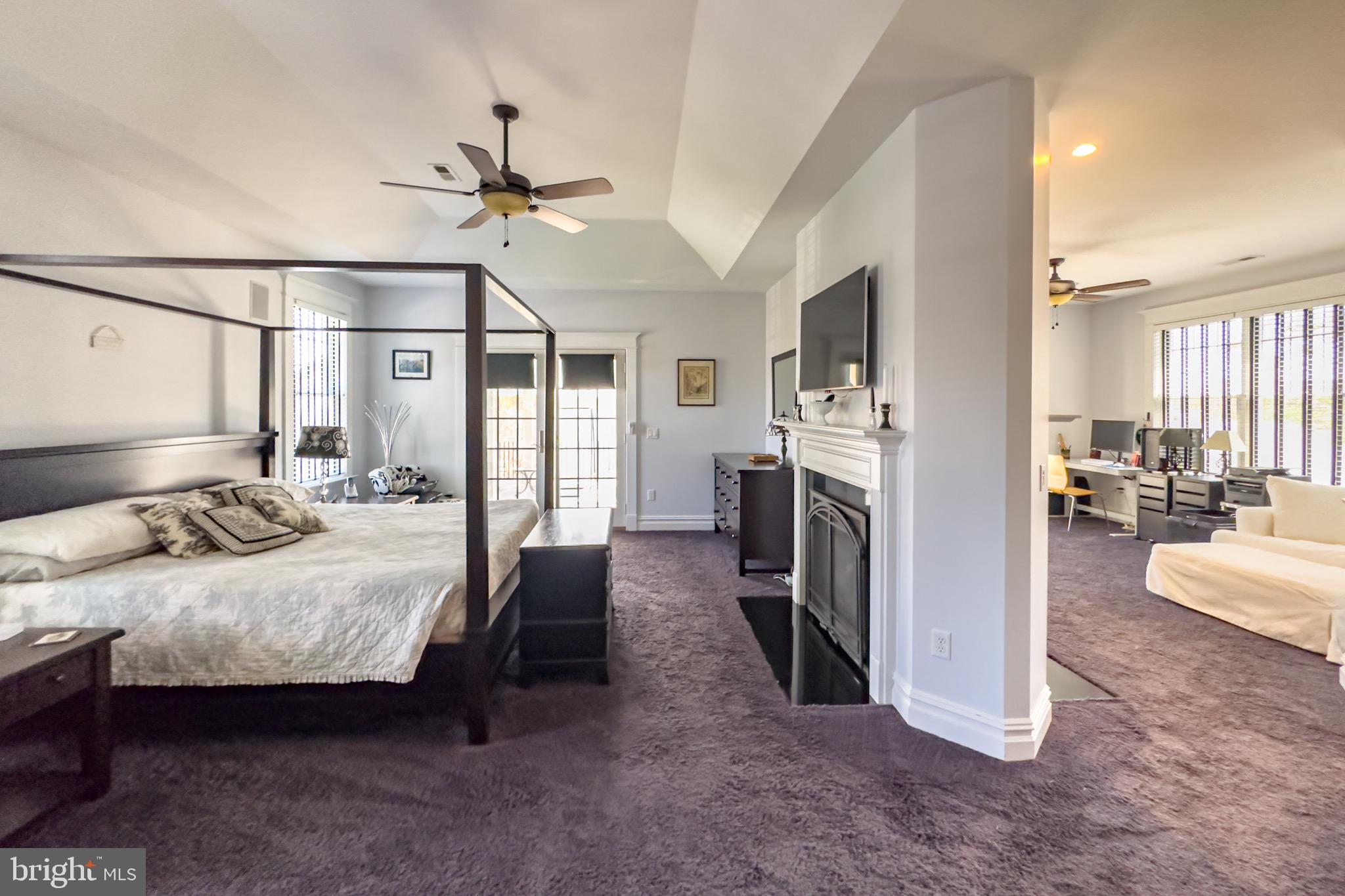 BOWLEYS QUARTERS - Residential