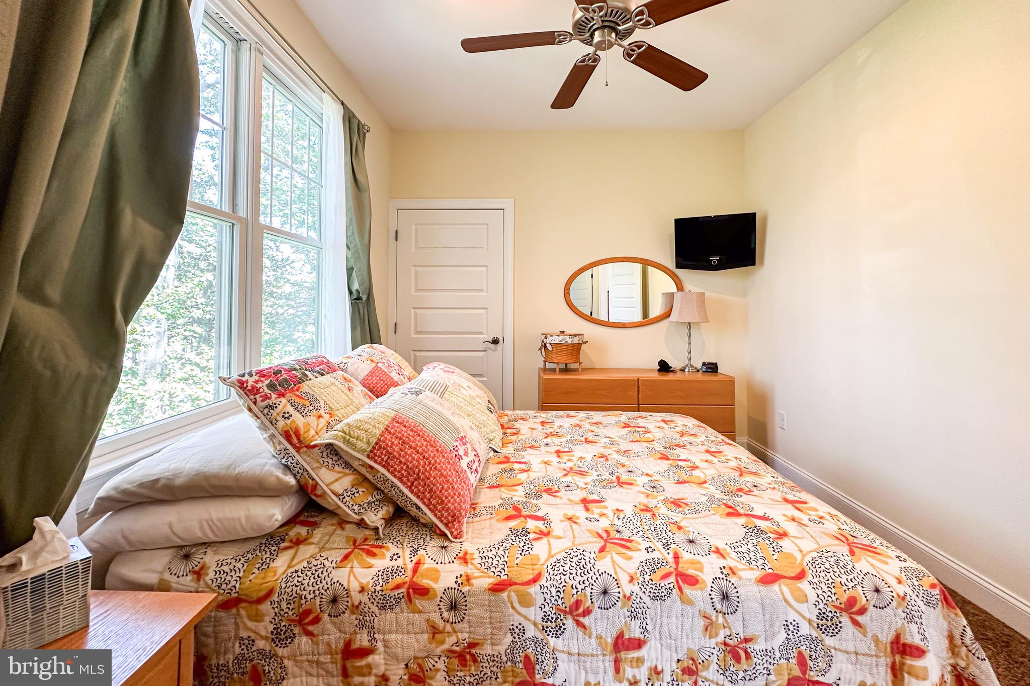 BOWLEYS QUARTERS - Residential