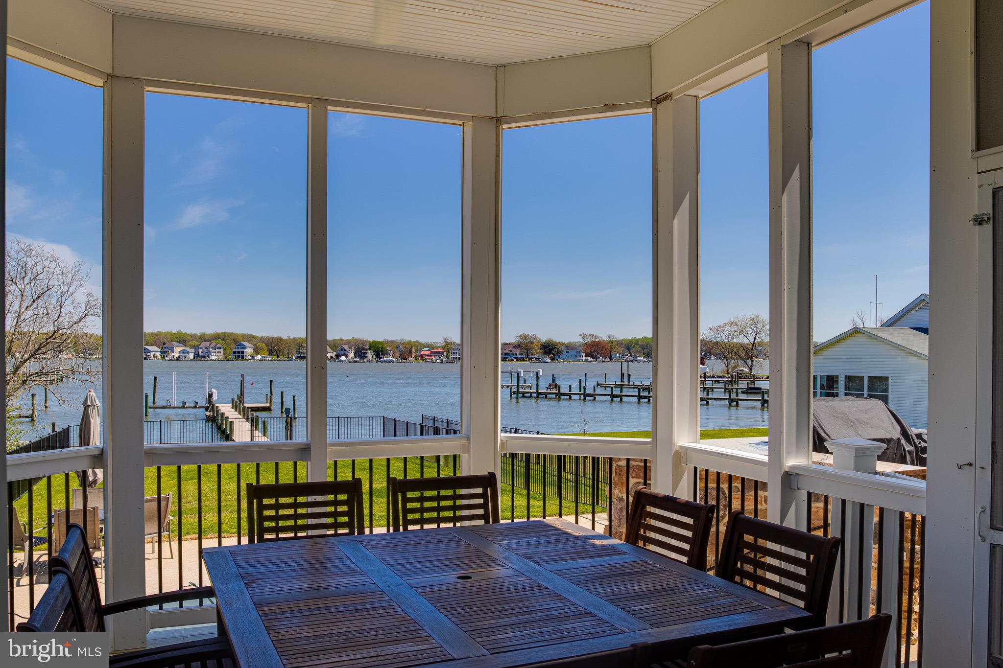 BOWLEYS QUARTERS - Residential