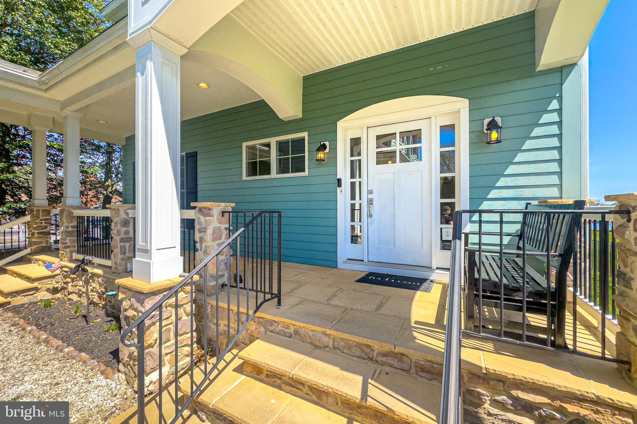 BOWLEYS QUARTERS - Residential